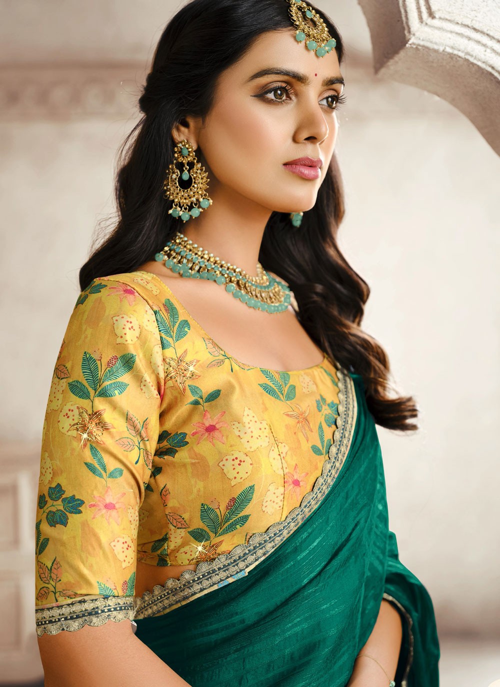 Contemporary Border Work Rama Silk Saree S13210
