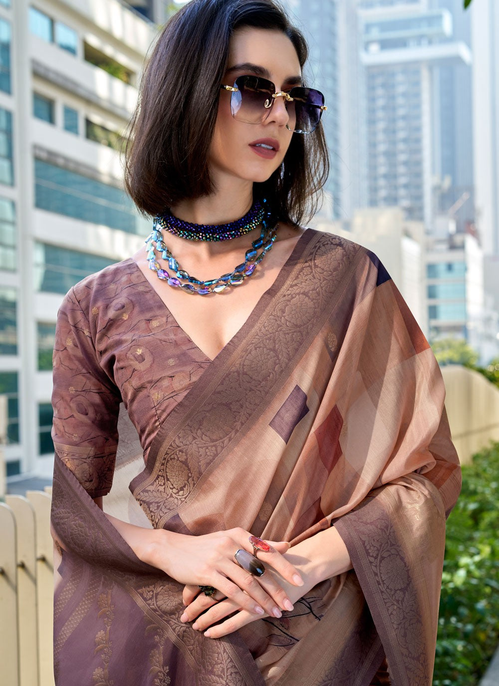 Classic Saree Jacquard Work Brown Handloom Silk Saree S12665