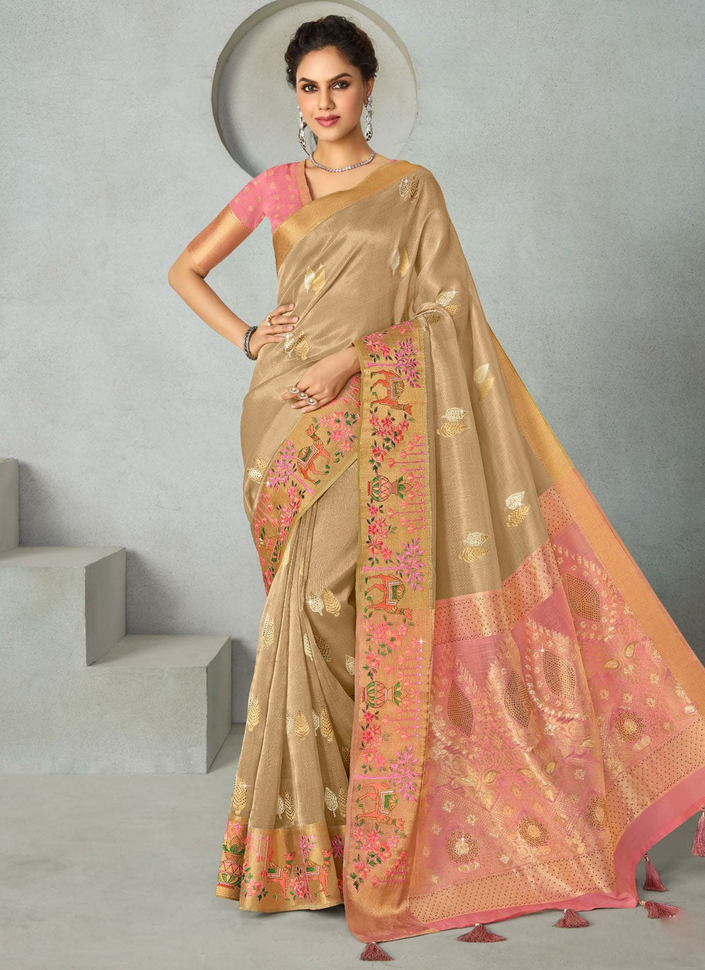 Classic Weaving Zari Silk Saree - S7689