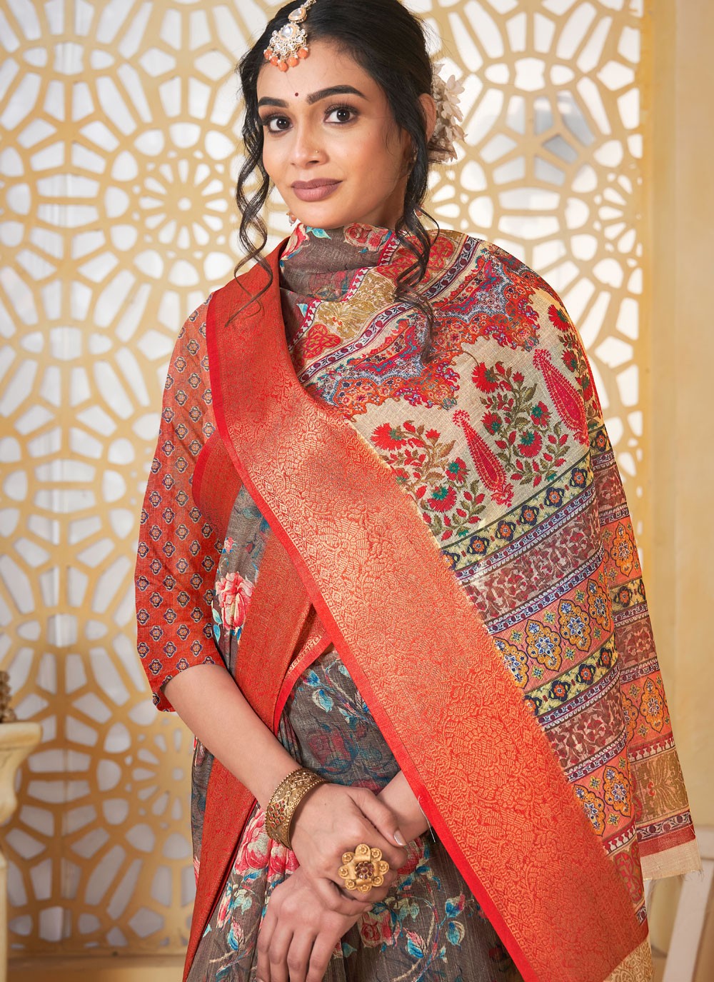 Digital Print Linen Brown Saree S14709