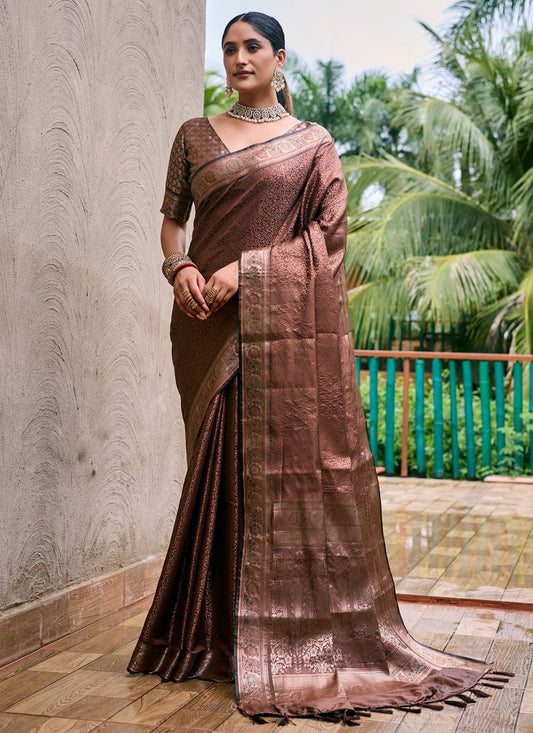 Trendy Saree Woven Brown Kanjivaram Silk Saree S12528