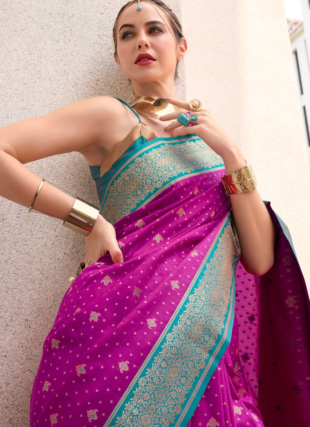 Weaving Zari Silk Burgundy Saree S14430