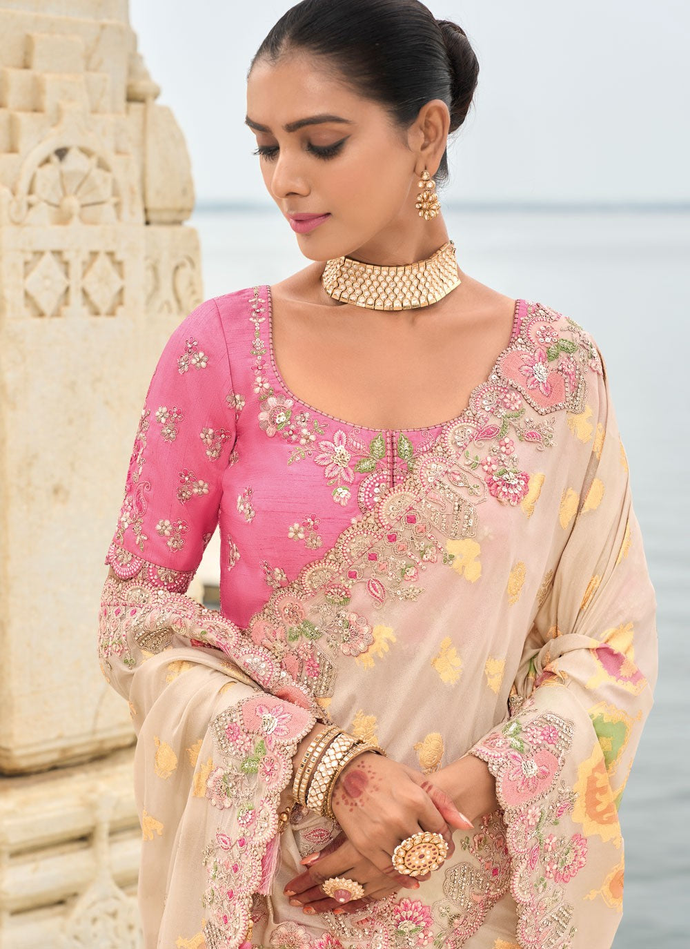 Traditional Buttis Cream Silk S13025