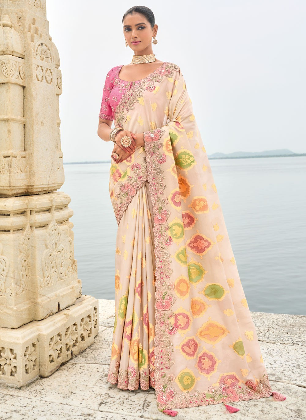 Traditional Buttis Cream Silk S13025