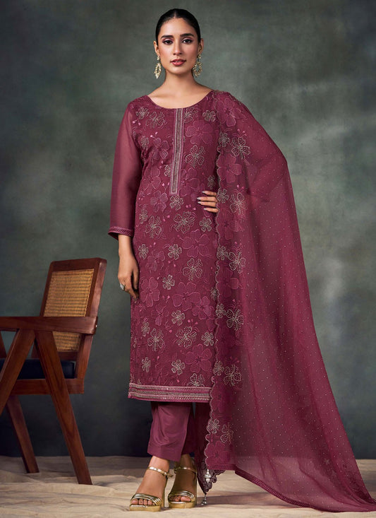 Salwar Suit Embroidered Magenta, Purple Chiffon T5502