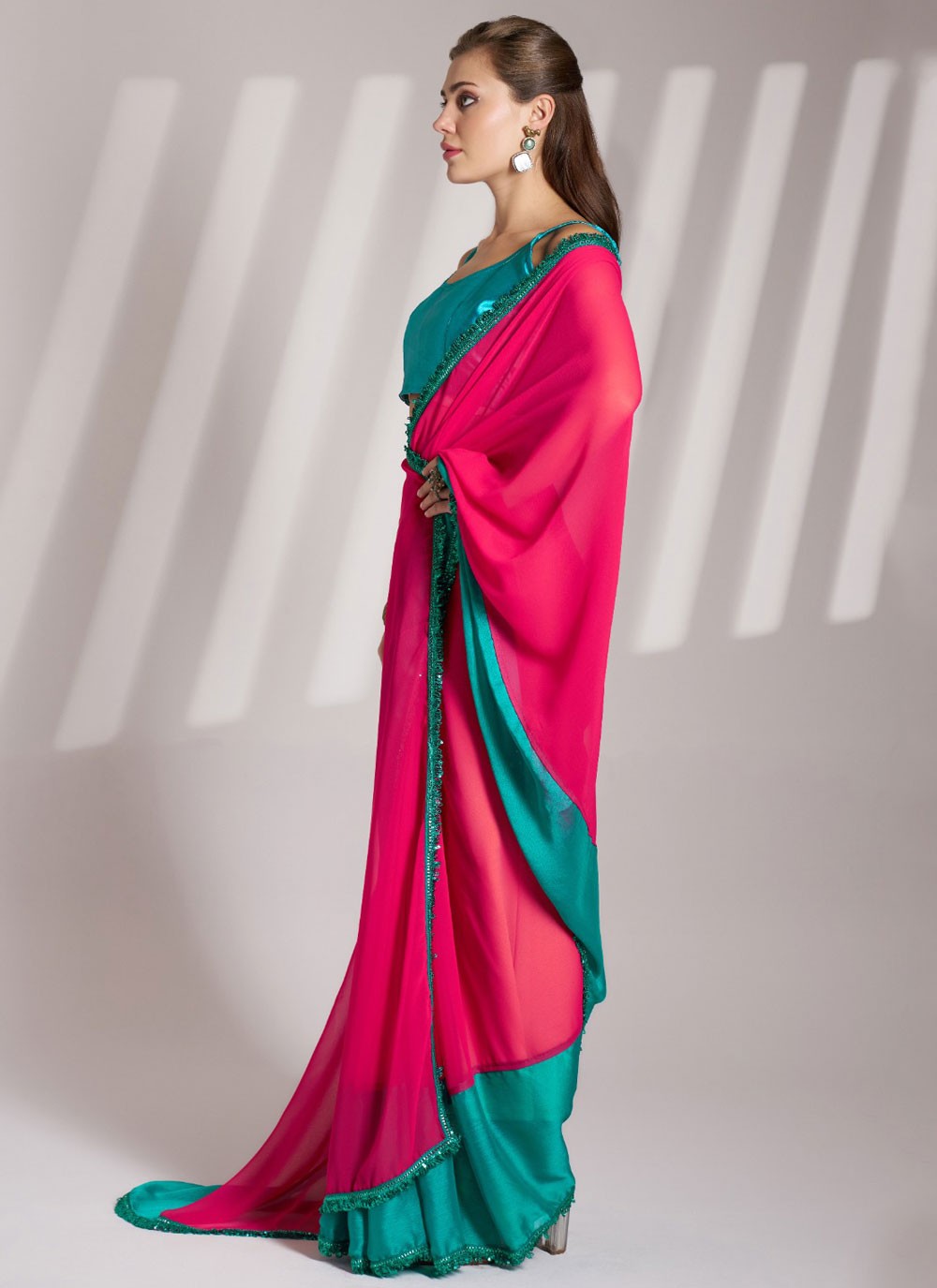 Trendy Saree Border Work Pink Chiffon Saree S13720