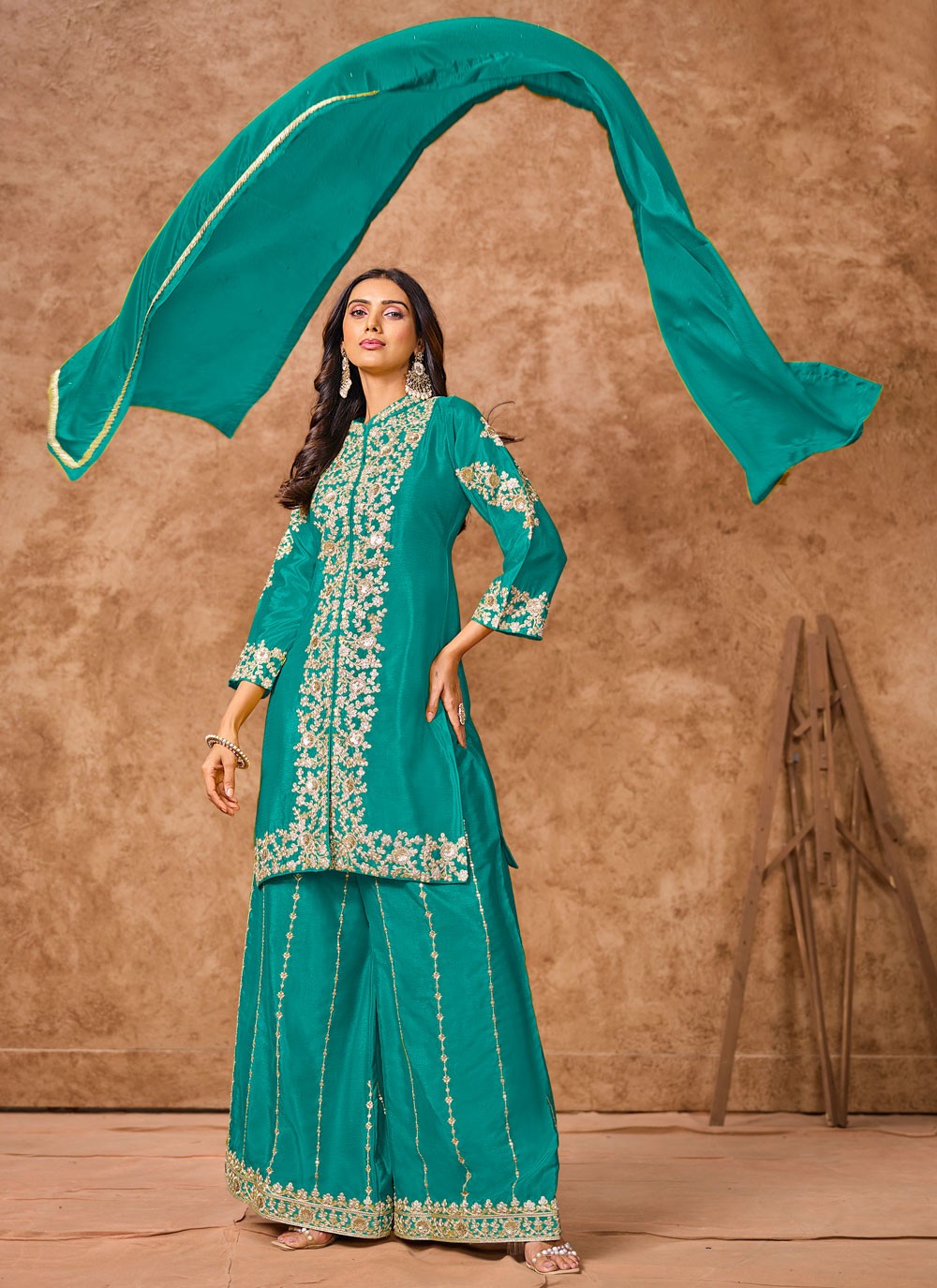 Salwar Suit Embroidered Rama Chinon T5742