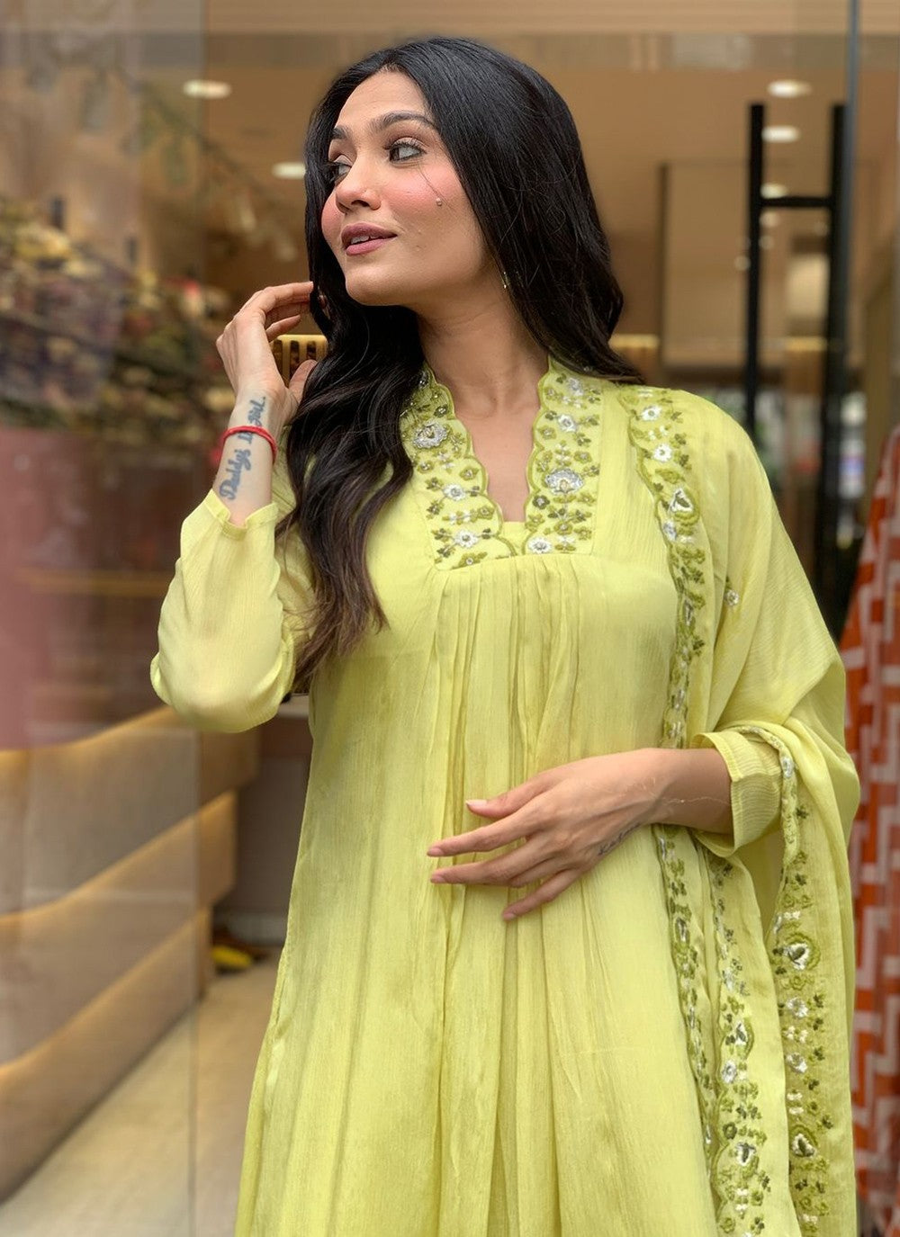 Embroidered Chinon Green Salwar Suit T6406