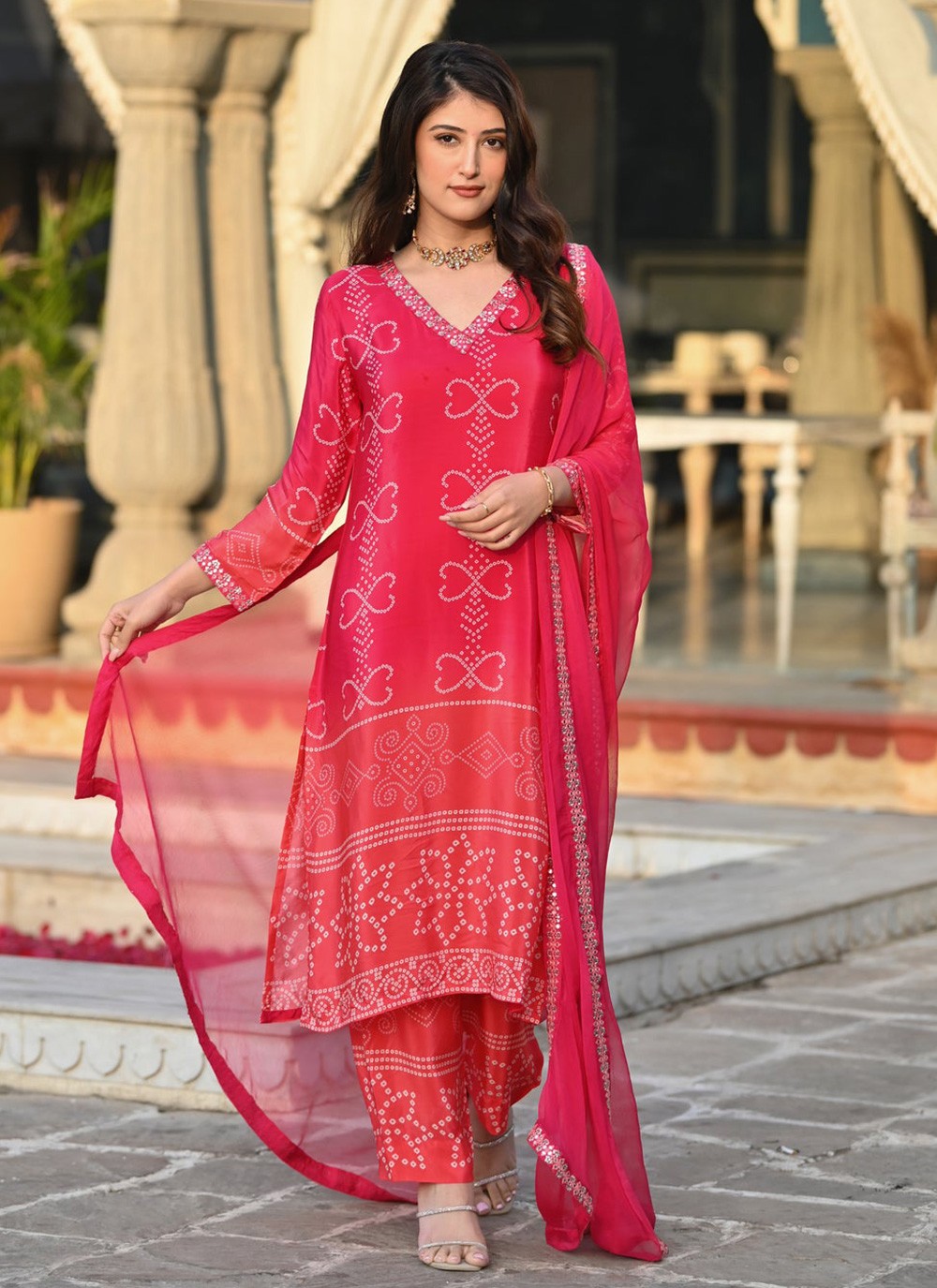 Embroidered Chinon Pink Salwar Suit T6400