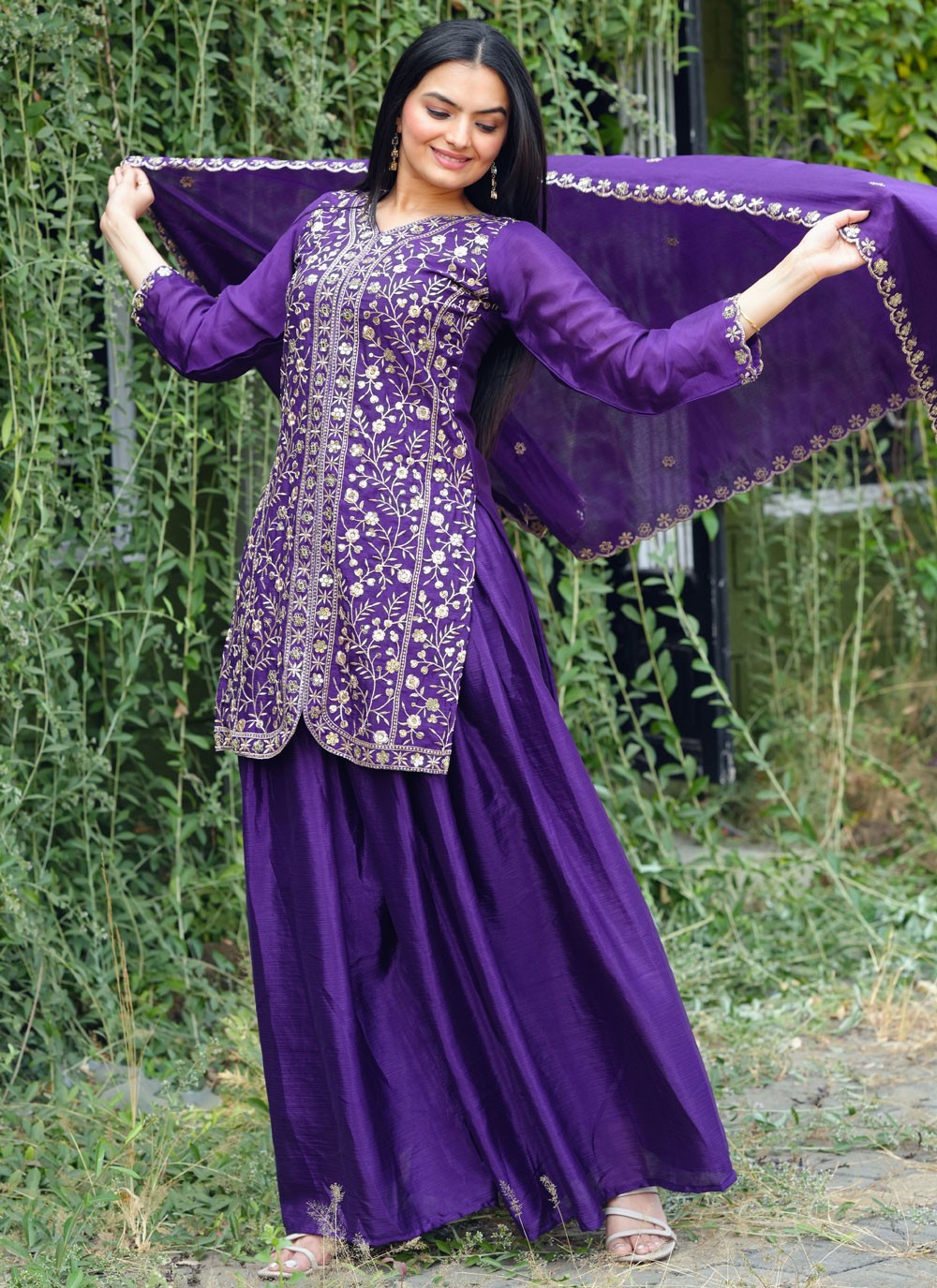 Archive Embroidered, Sequins, Zari 316464 Violet T6728