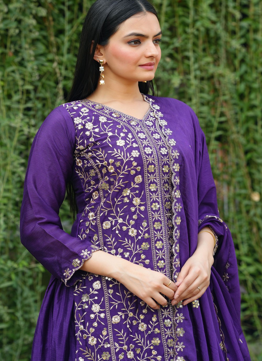 Archive Embroidered, Sequins, Zari 316464 Violet T6728