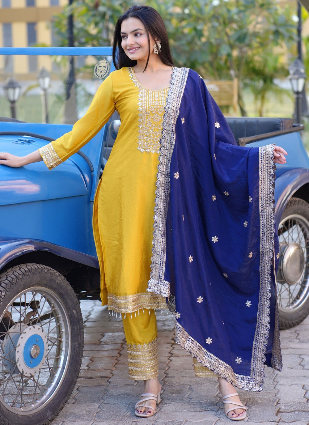 Sequins Chinon Yellow Salwar Suit T5977