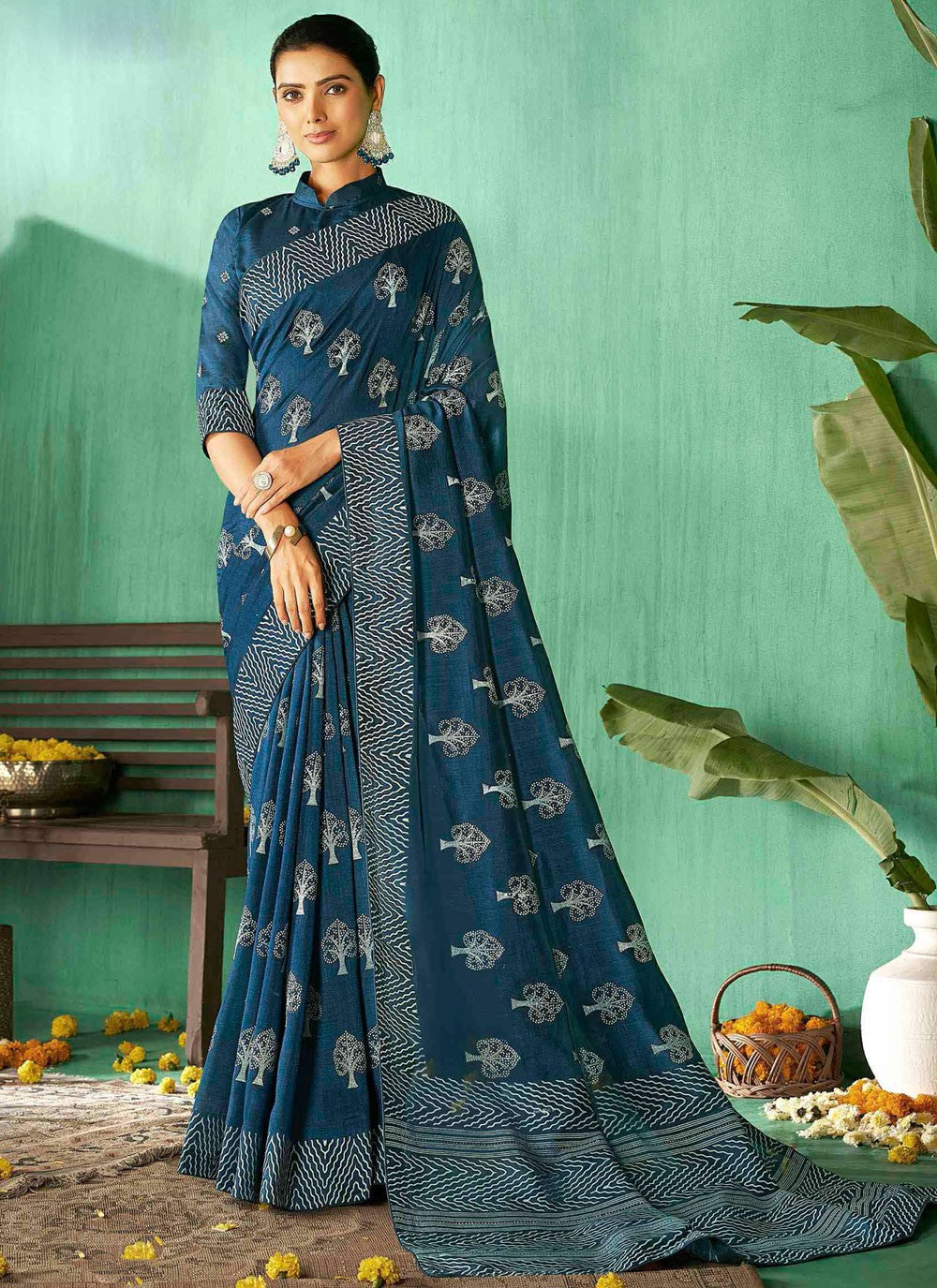 Classic Saree Abstract Print Blue Silk Saree S13220