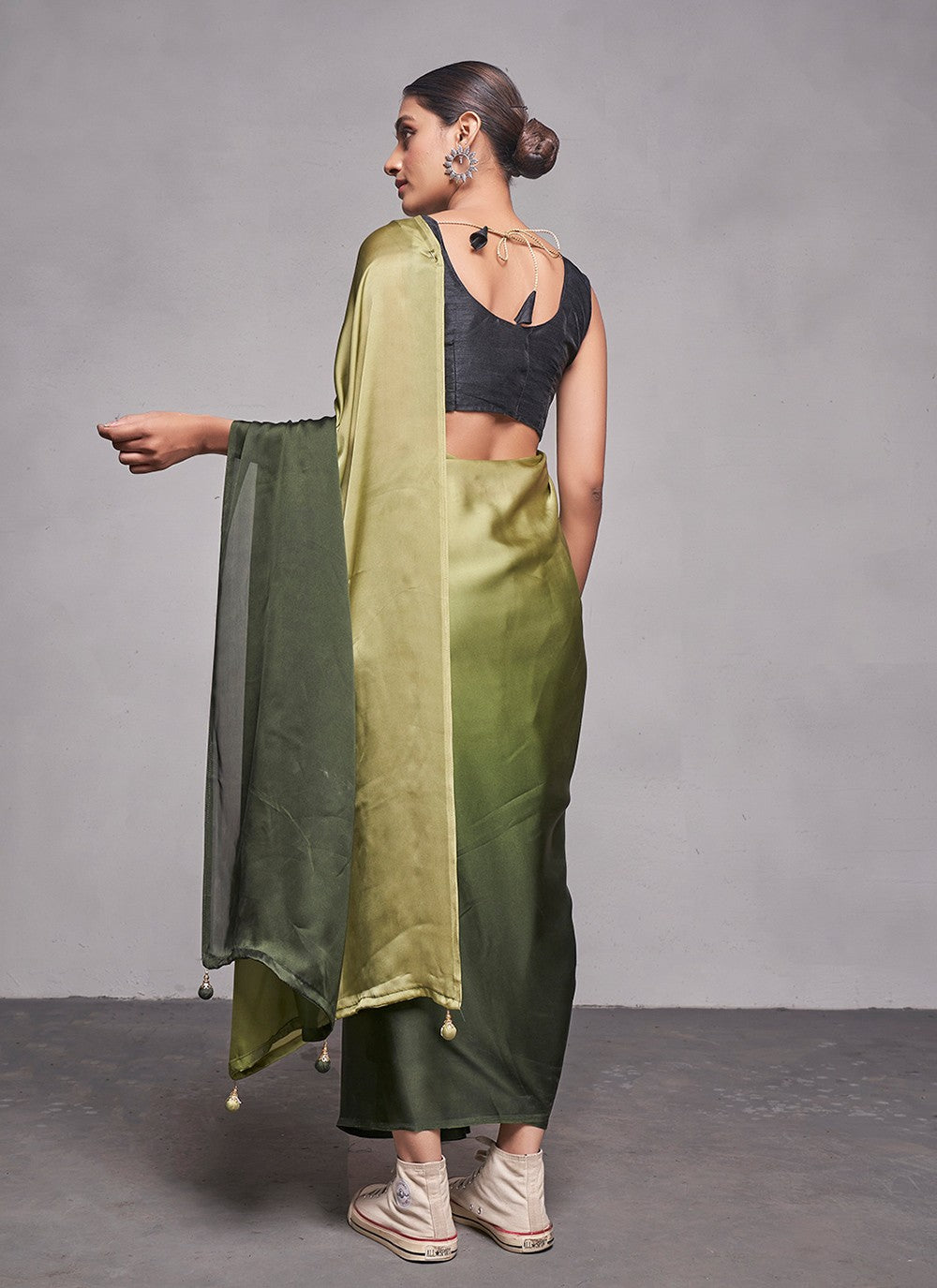 Classic Plain Rangoli Saree - S4784