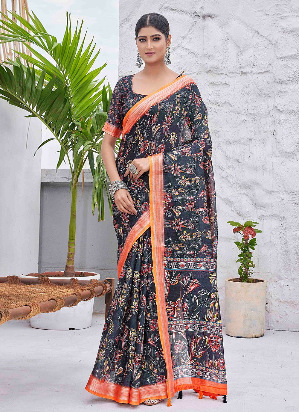 Classic Digital Print Linen Saree - S9004