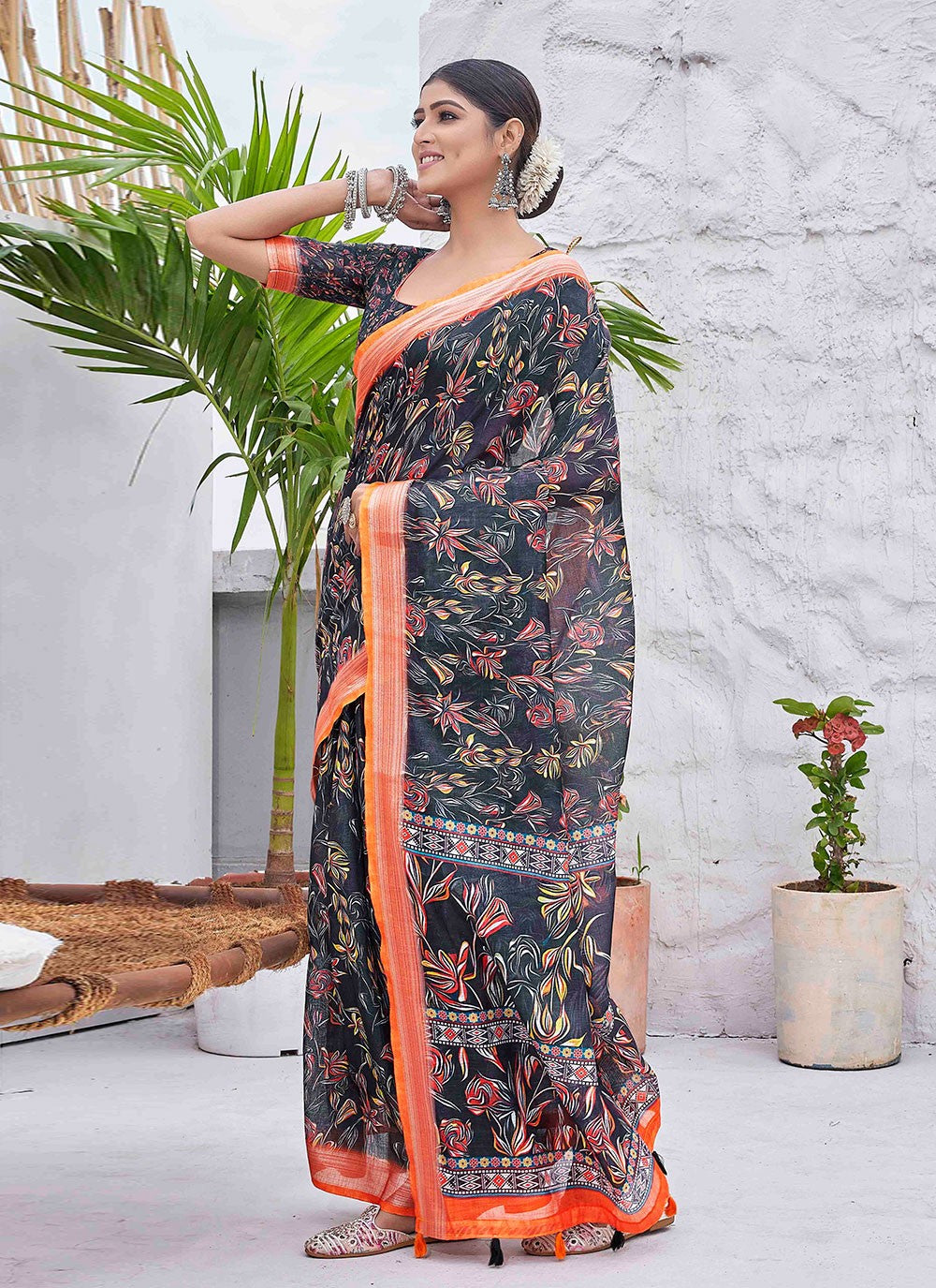 Classic Digital Print Linen Saree - S9004