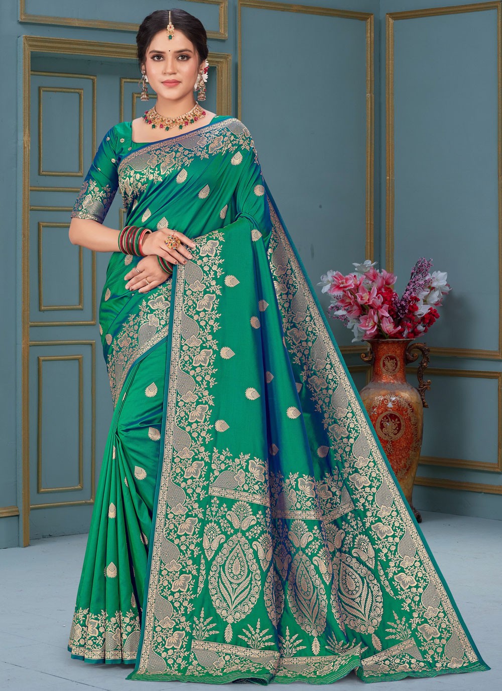 Classic Saree Jacquard Work Green Silk S12849
