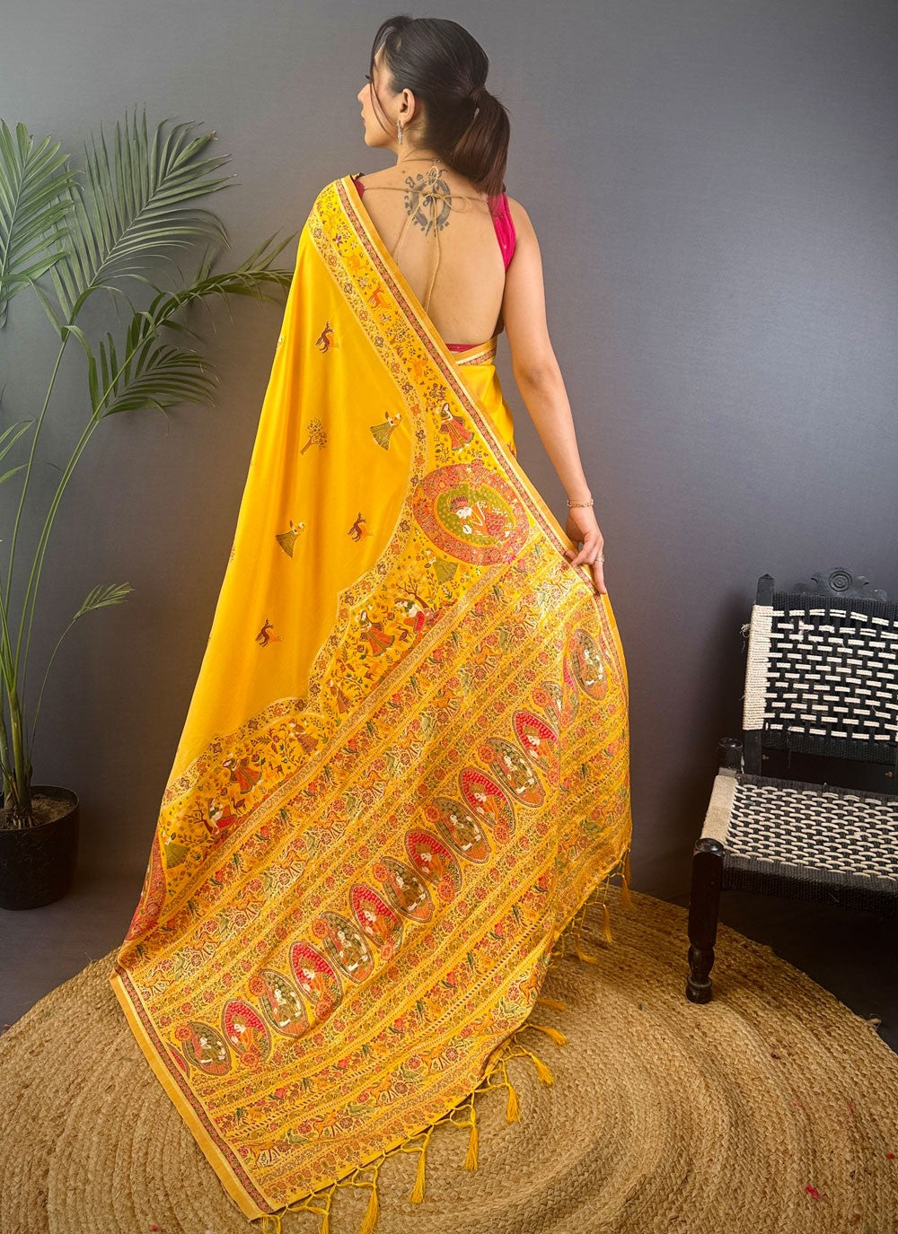 Yellow Pashmina Classic Saree Weaving Zari S17666