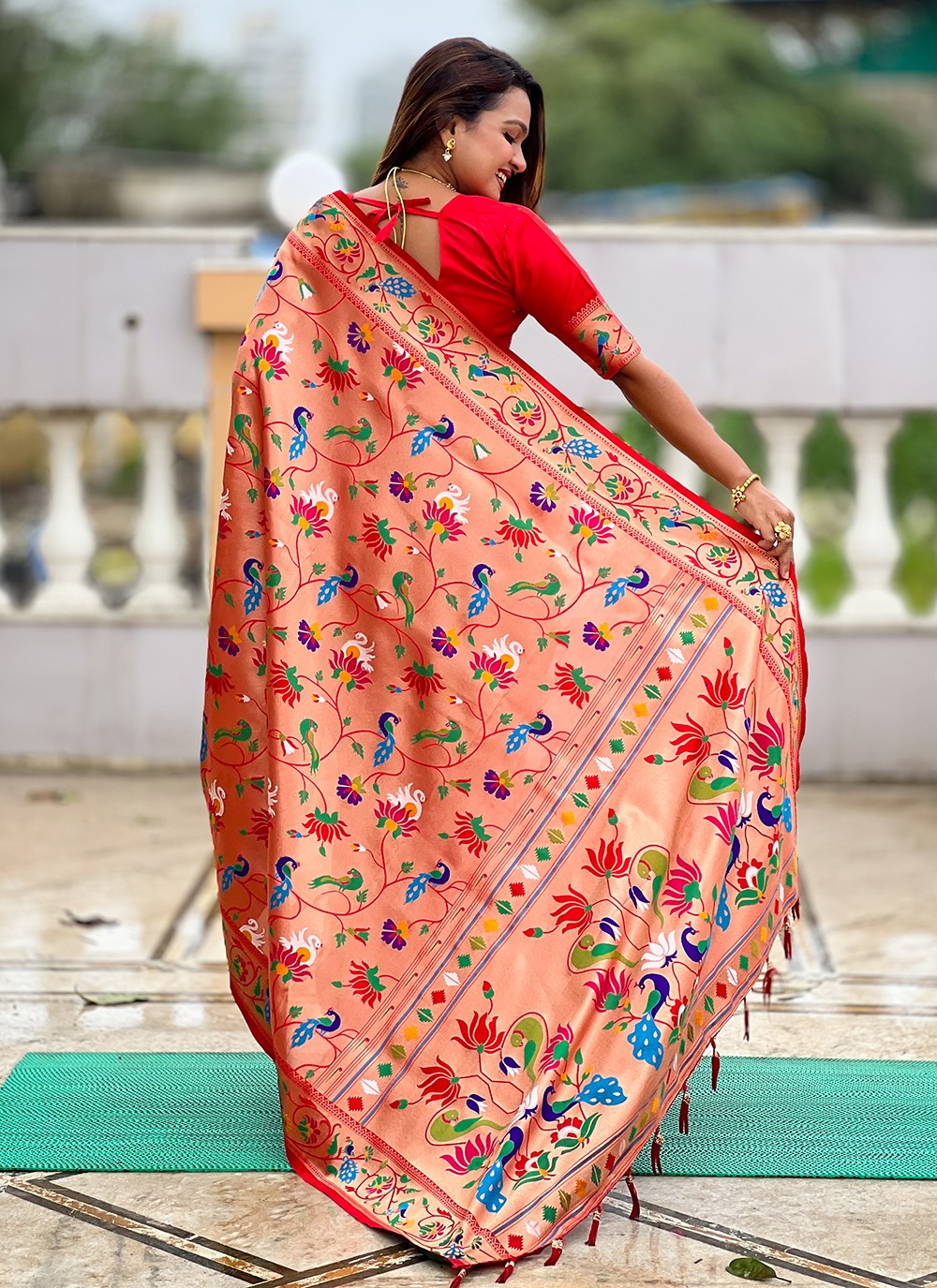 Red Kanjivaram Silk Classic Saree Jacquard Work, Woven S18796