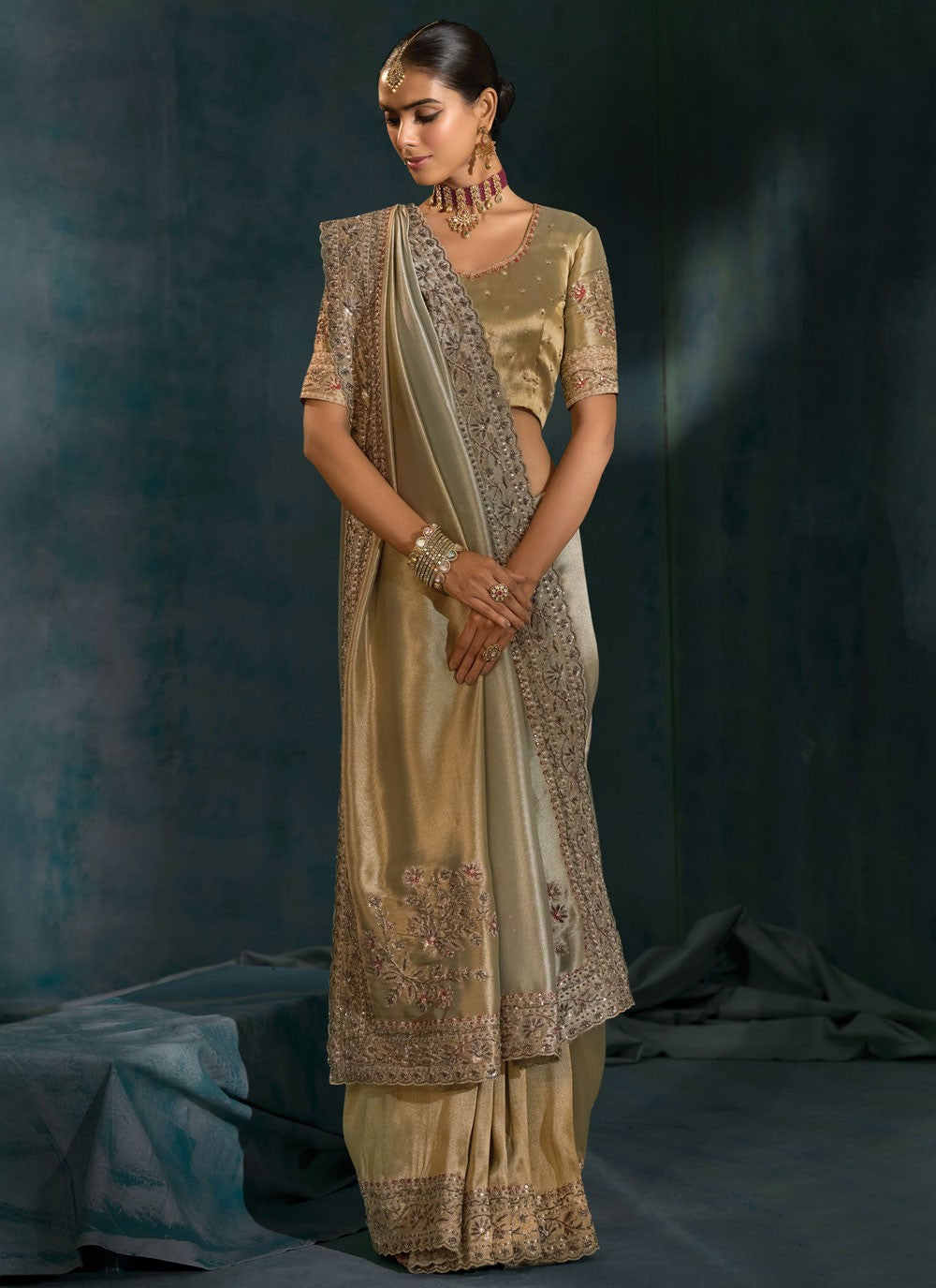 Grey Silk Contemporary Saree Cutdana, Embroidered, Mirror, Moti S19719