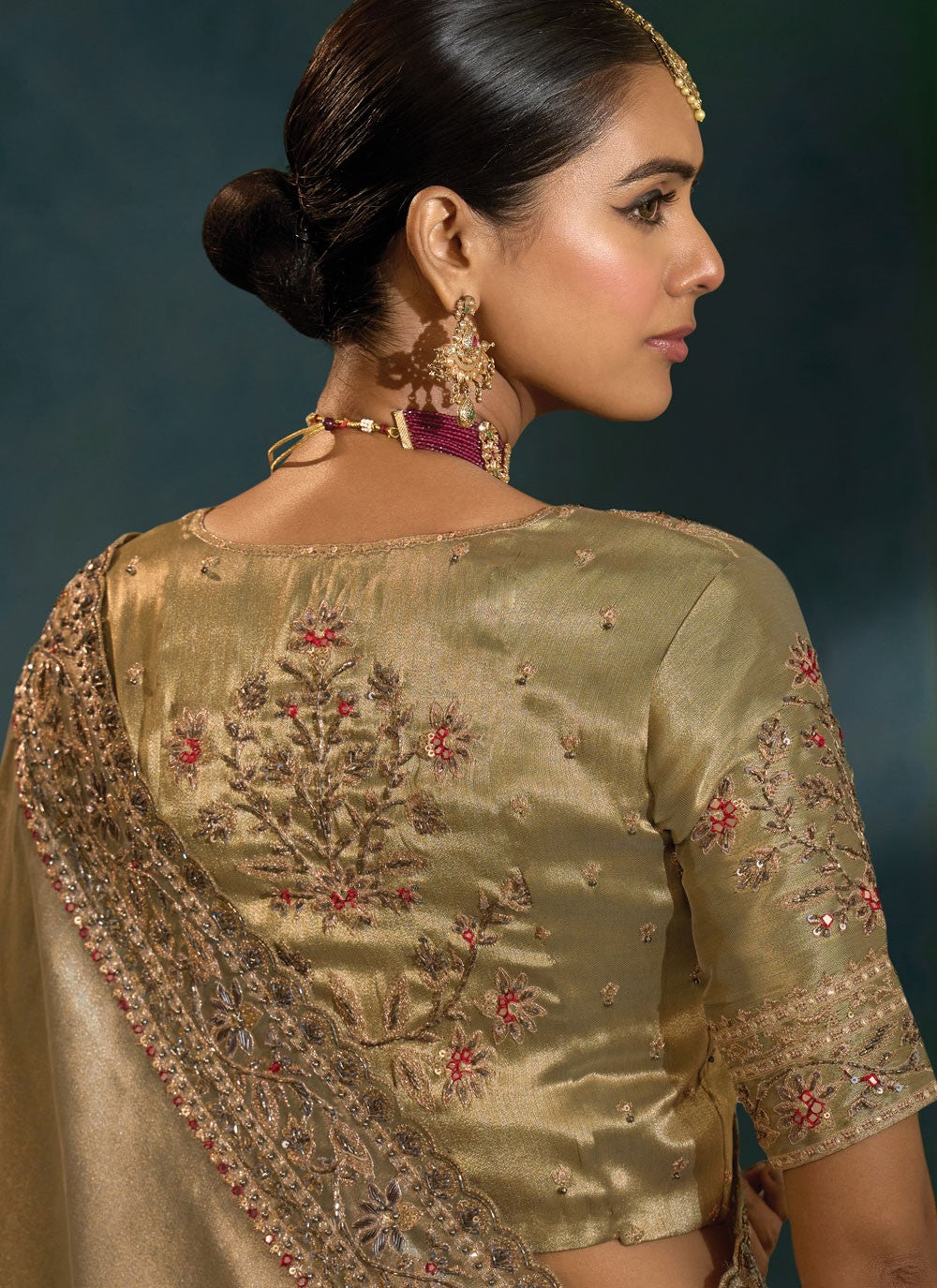 Grey Silk Contemporary Saree Cutdana, Embroidered, Mirror, Moti S19719