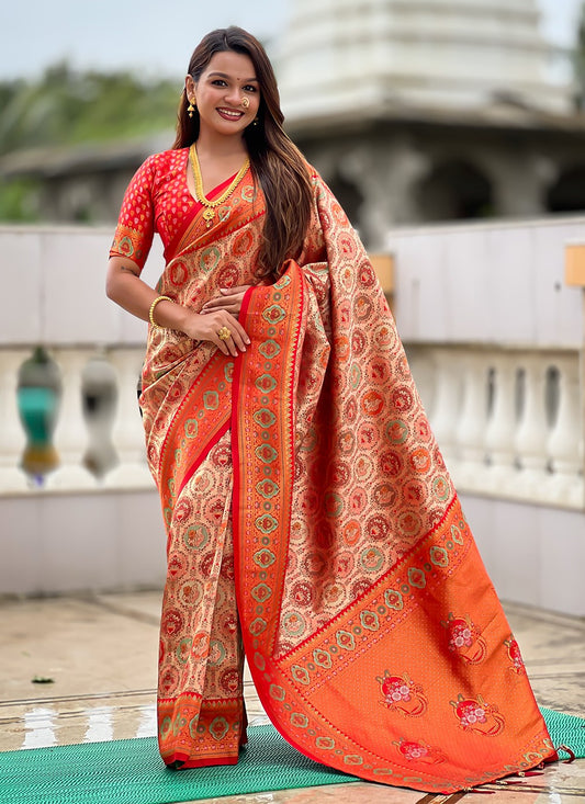 Red Kanjivaram Silk Contemporary Saree Jacquard Work, Woven S18798