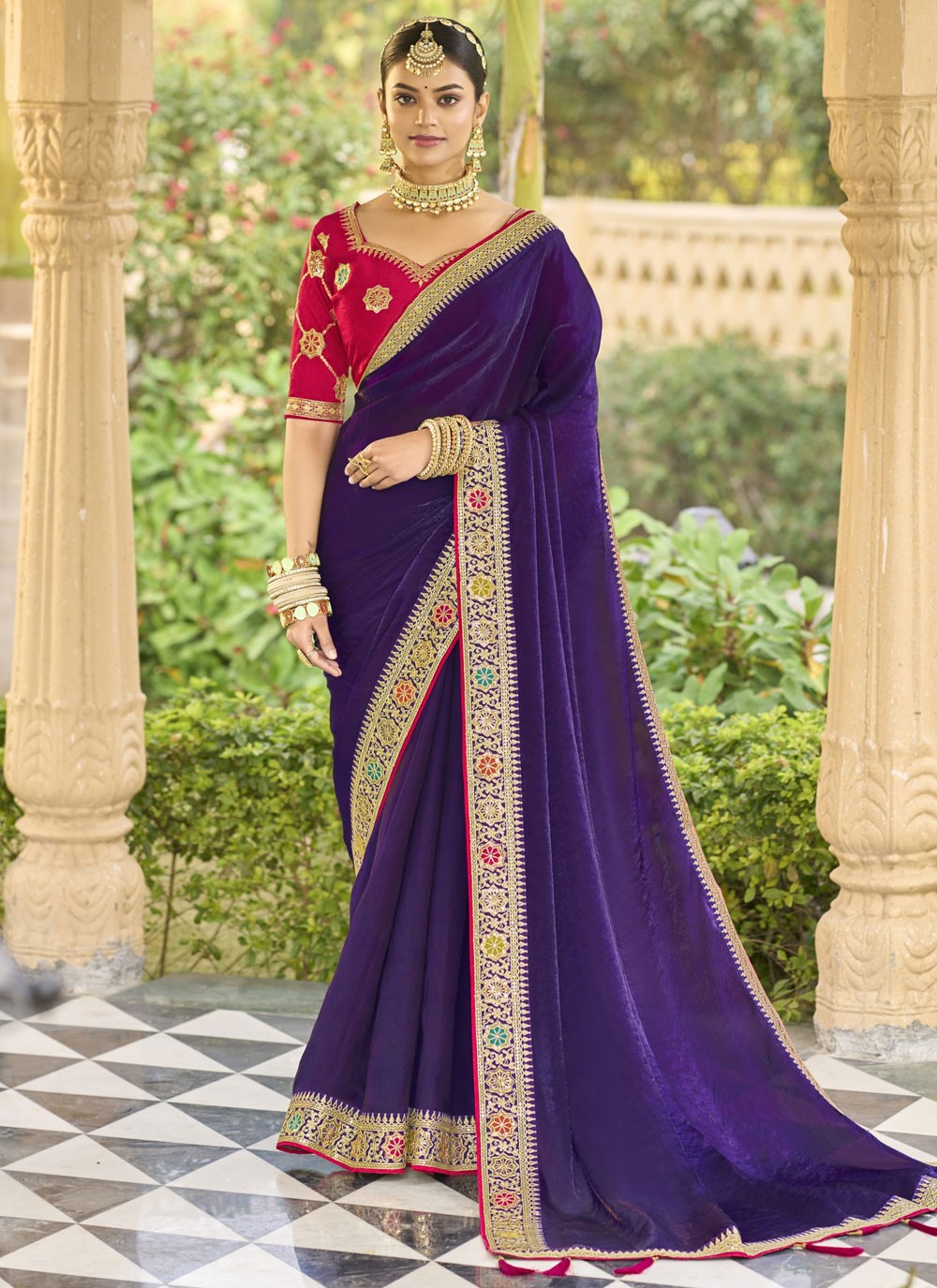 Border Work Georgette Purple Contemporary Saree S15351