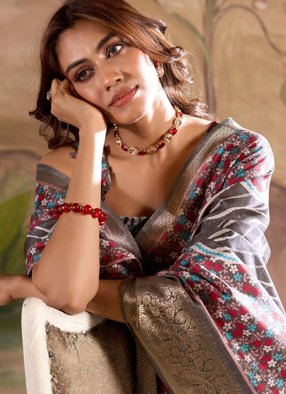 Border Work Pure Dola Grey Contemporary Saree S15044