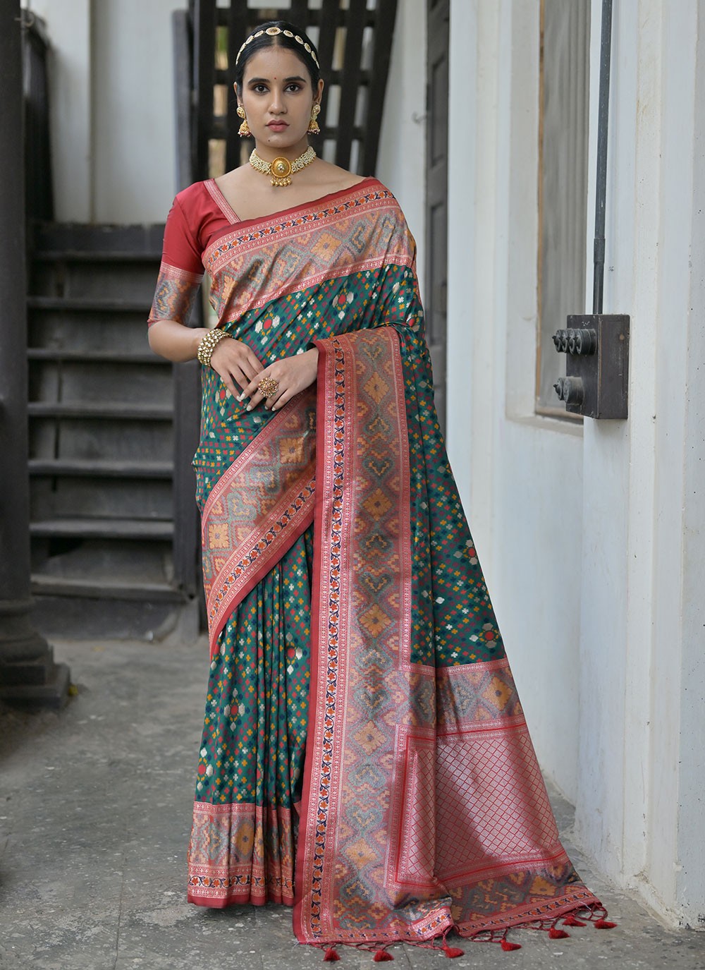 Contemporary Woven Paithni, Silk Saree - S6517