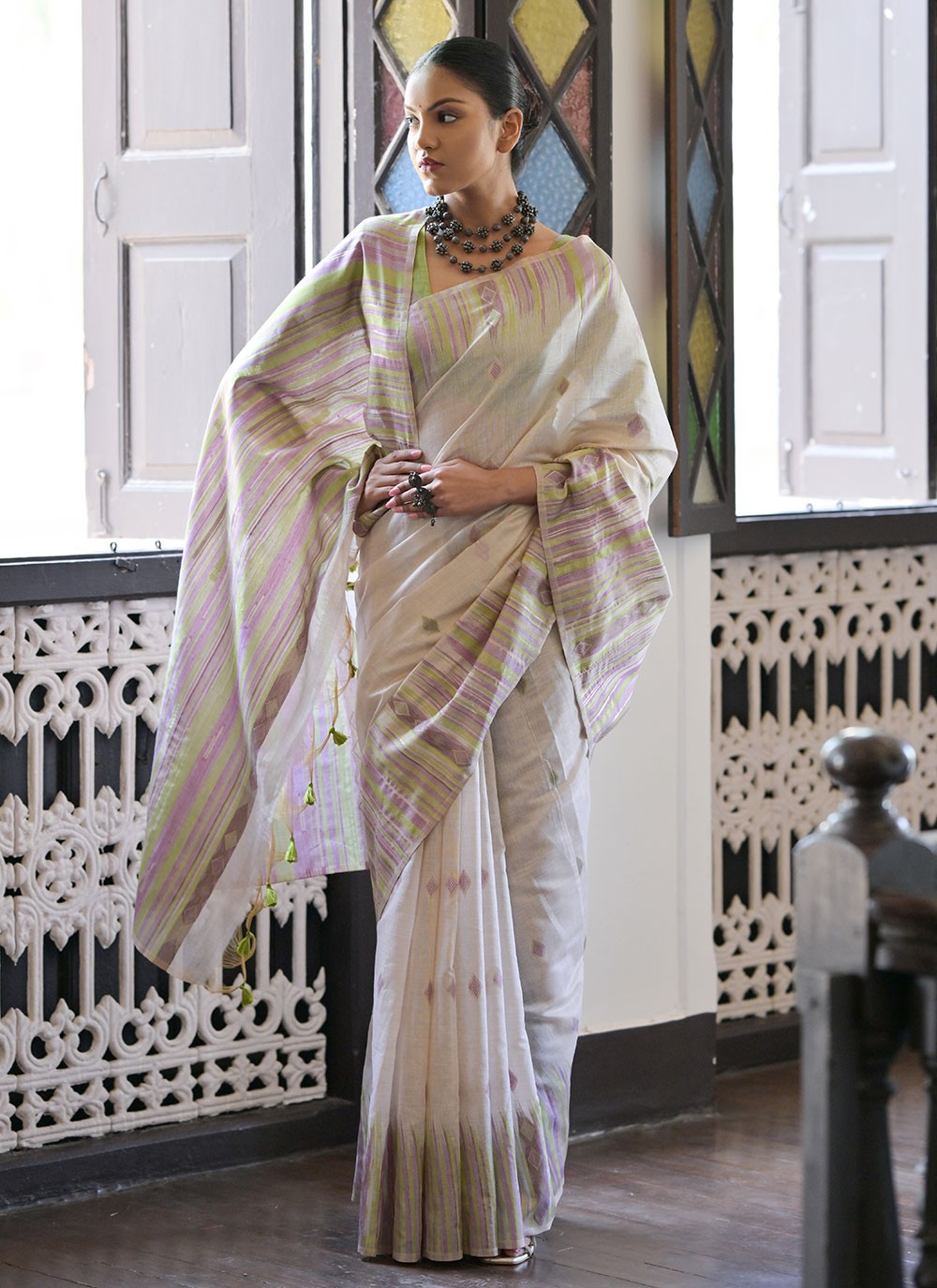 Classic Woven Cotton Saree - S6664