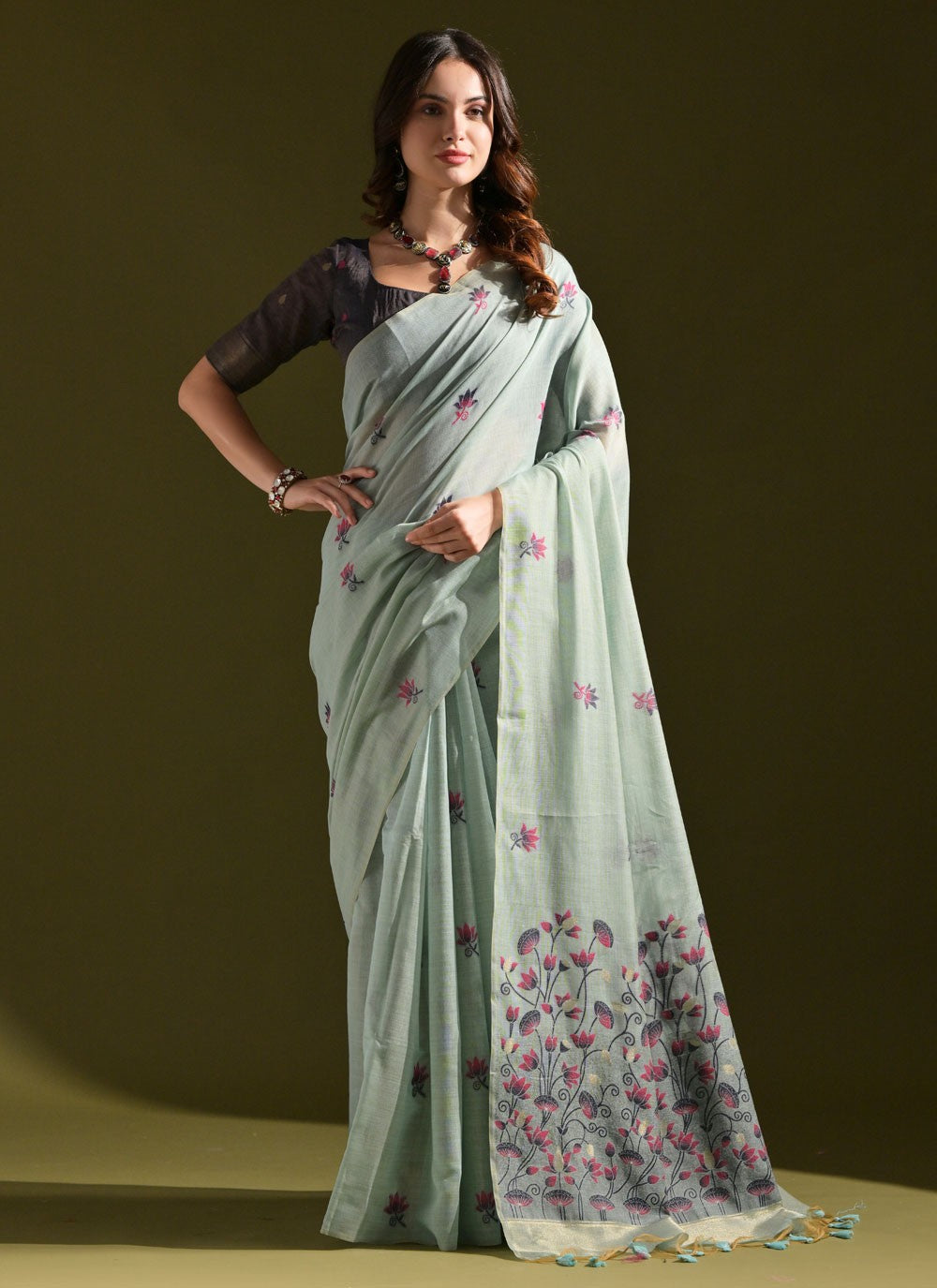 Thread, Woven Cotton Saree - S11916