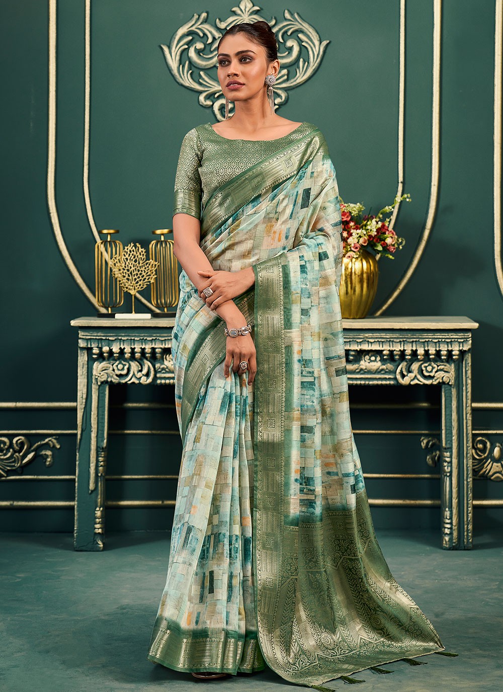 Classic Digital Print Cotton Saree - S6686