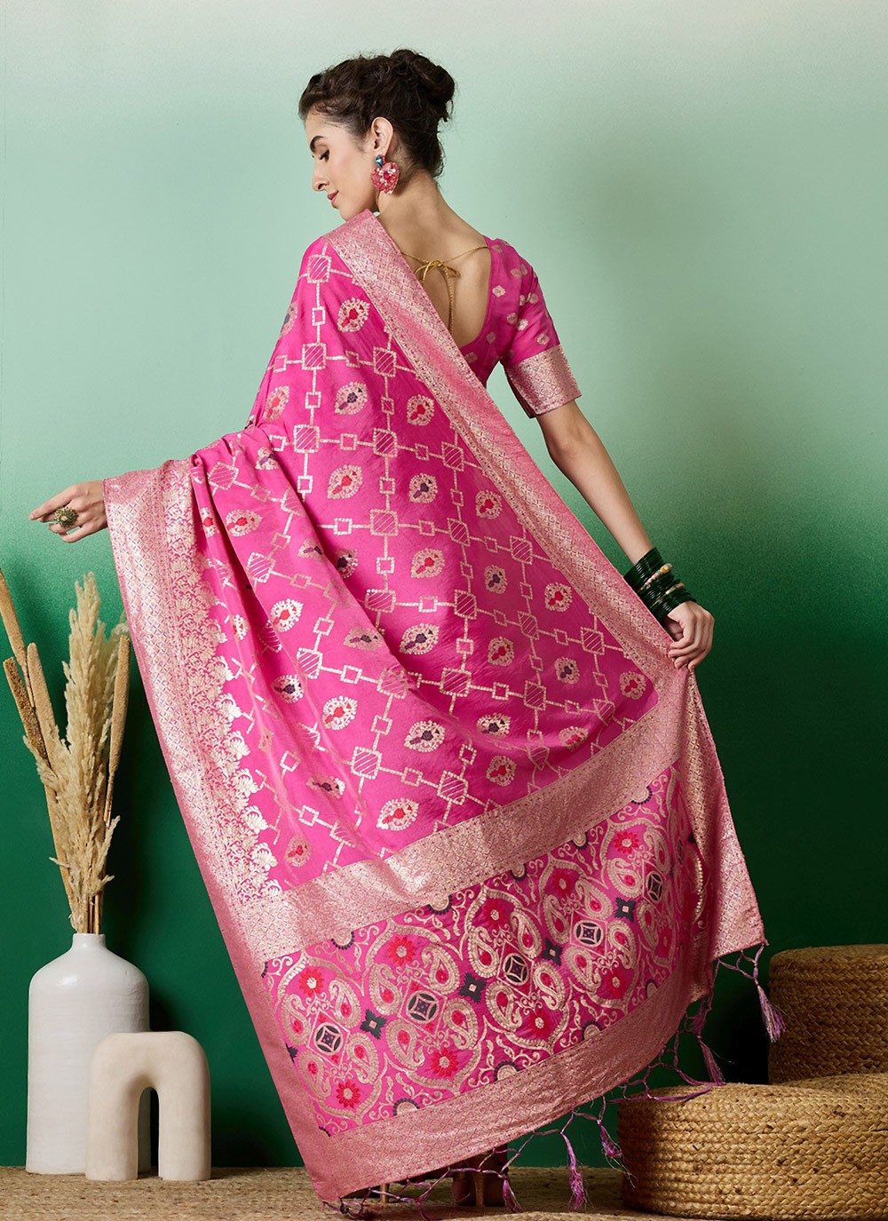 Traditional Jacquard Work Cotton Saree - S7010