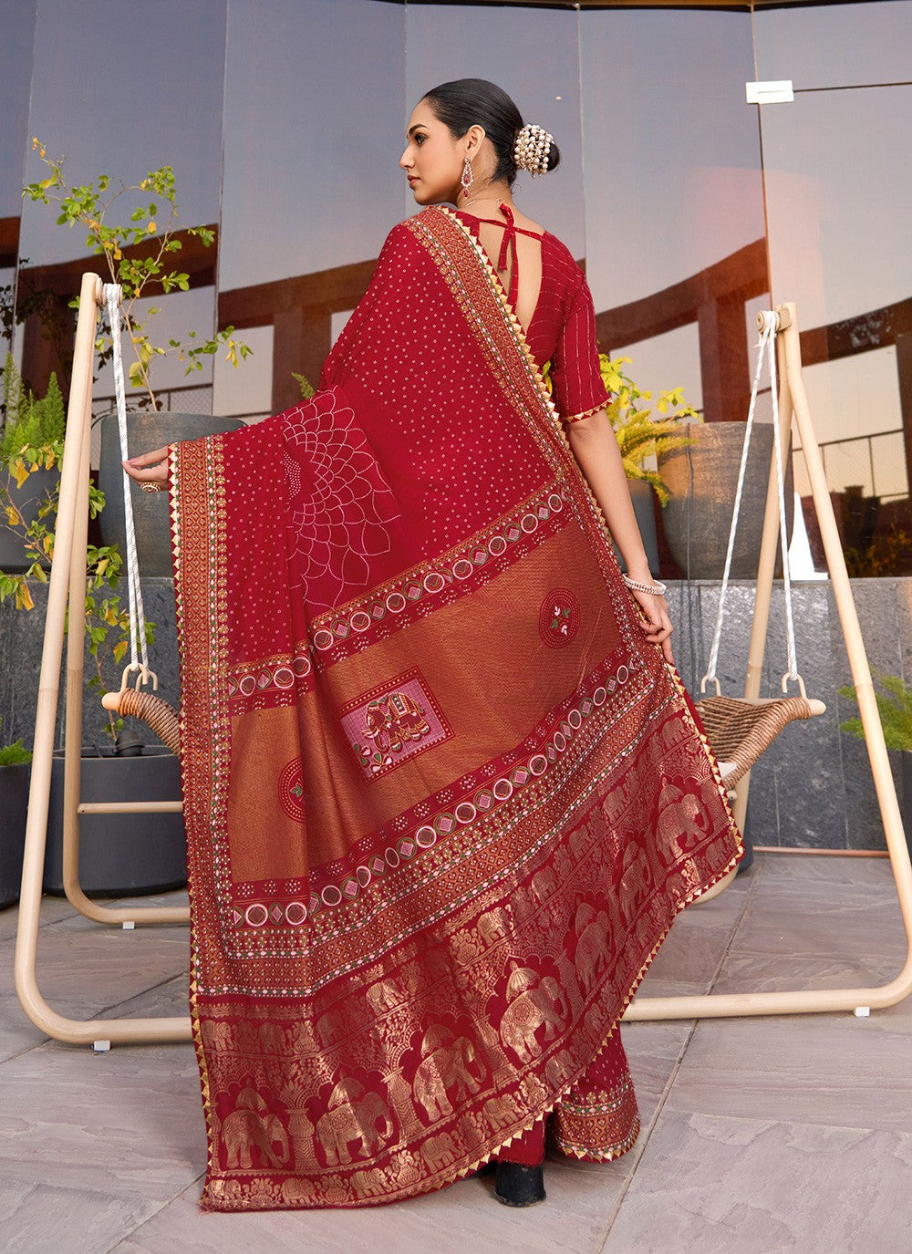 Maroon Cotton Classic Saree Foliage Prints S15918