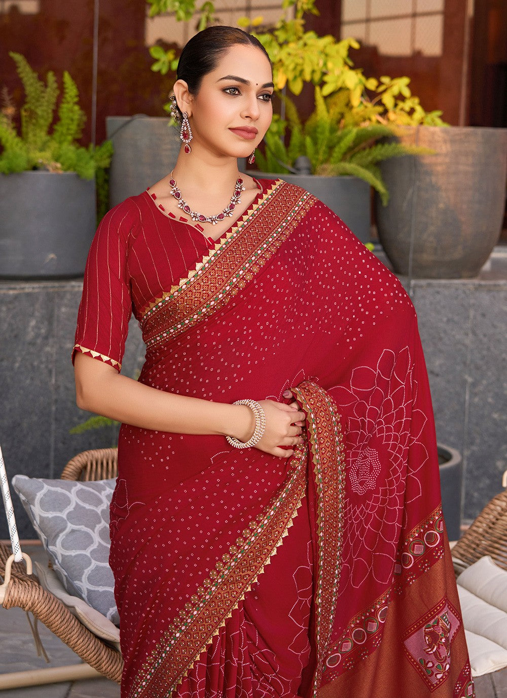 Maroon Cotton Classic Saree Foliage Prints S15918