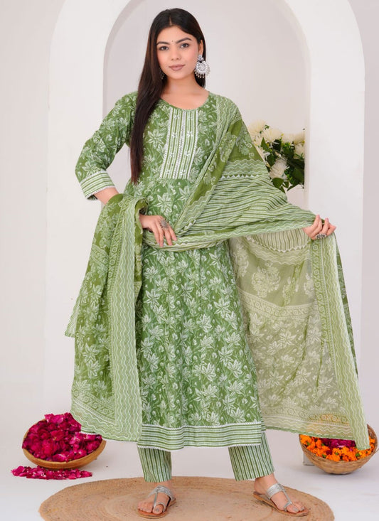 Salwar Suit Foliage Prints Green Cotton T5672
