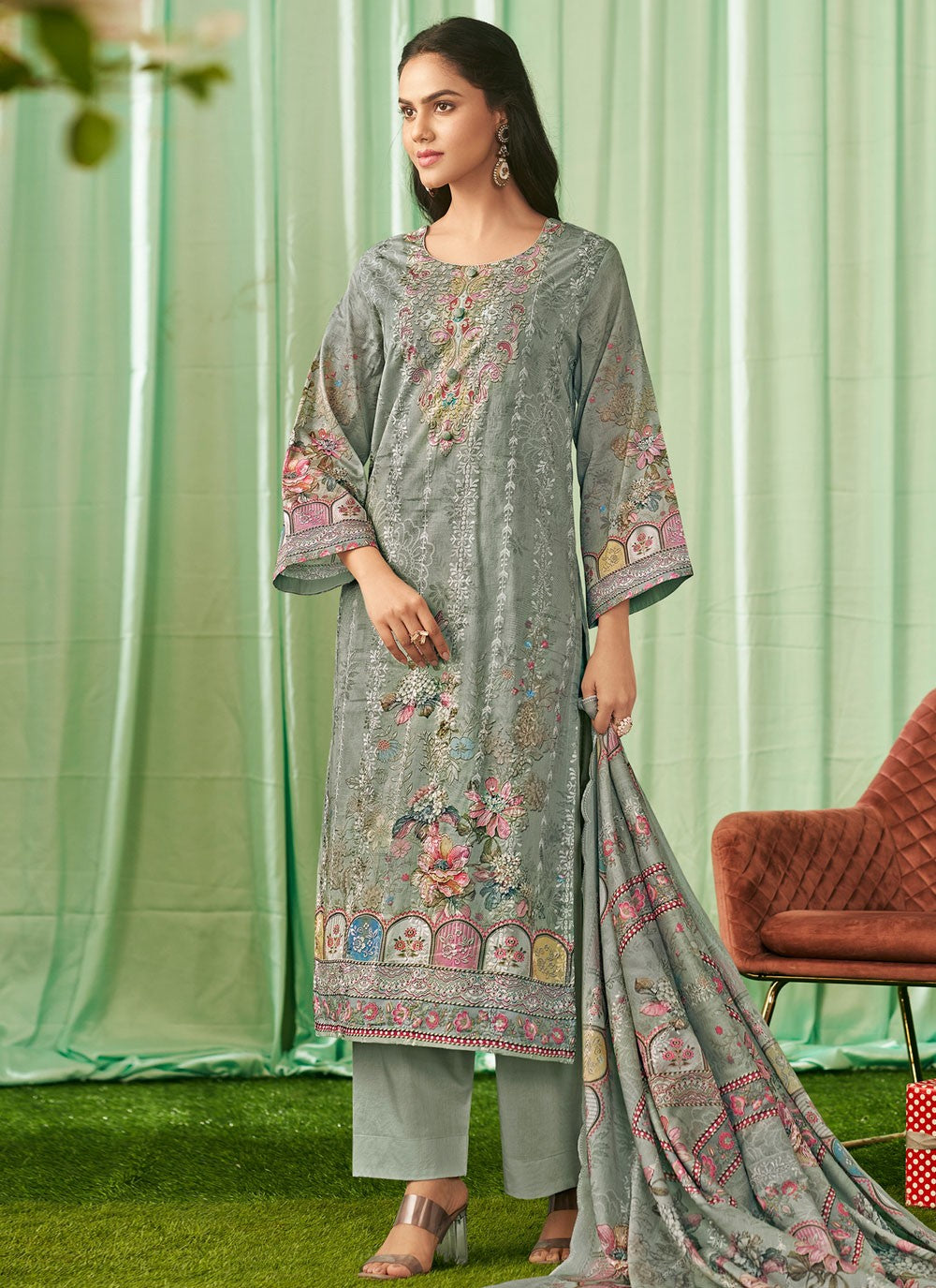 Pant Style Suit Digital Print, Embroidered, Resham Thread Work Green T8124