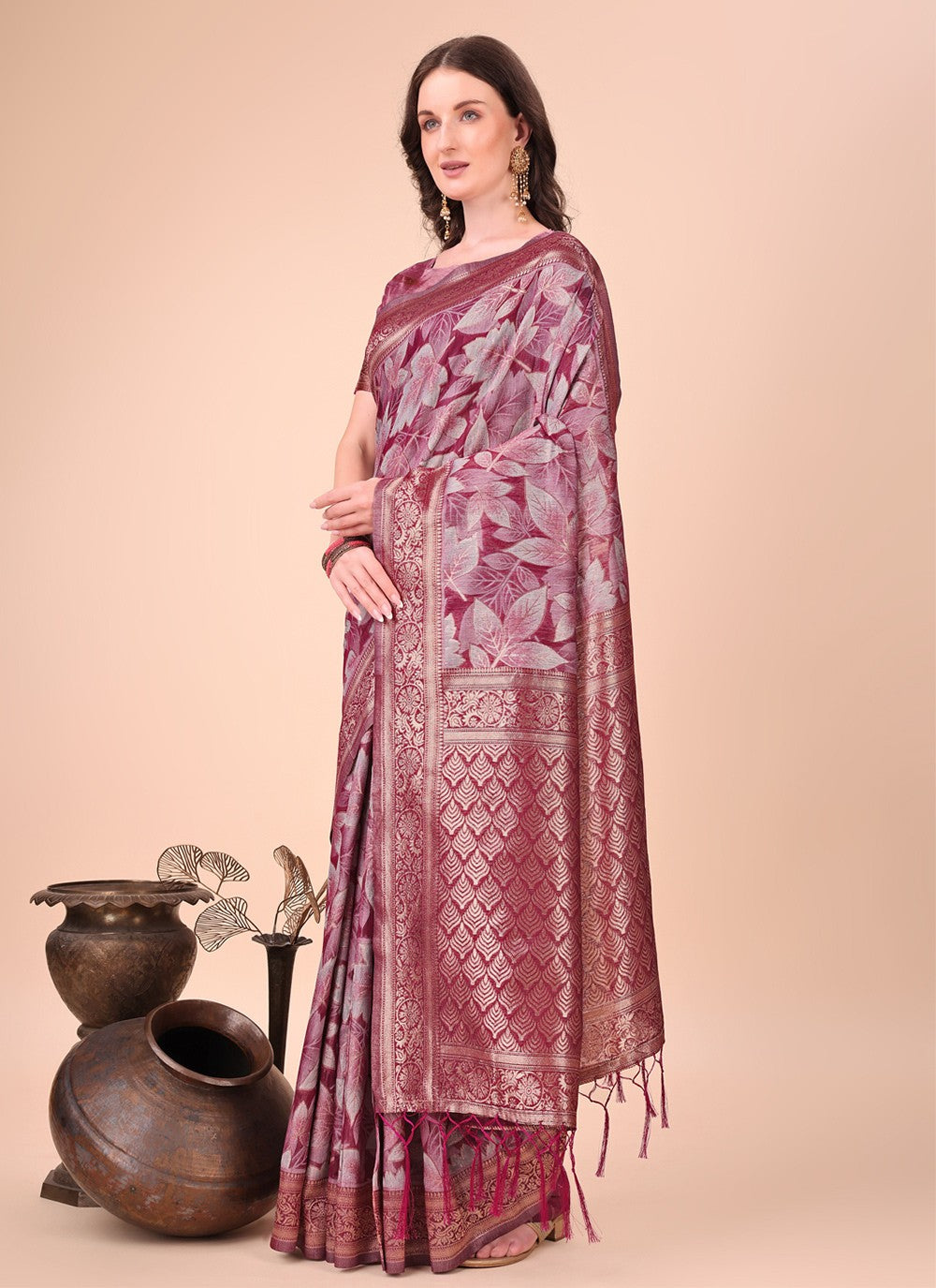 Floral Printed Cotton Magenta Classic Saree S15120