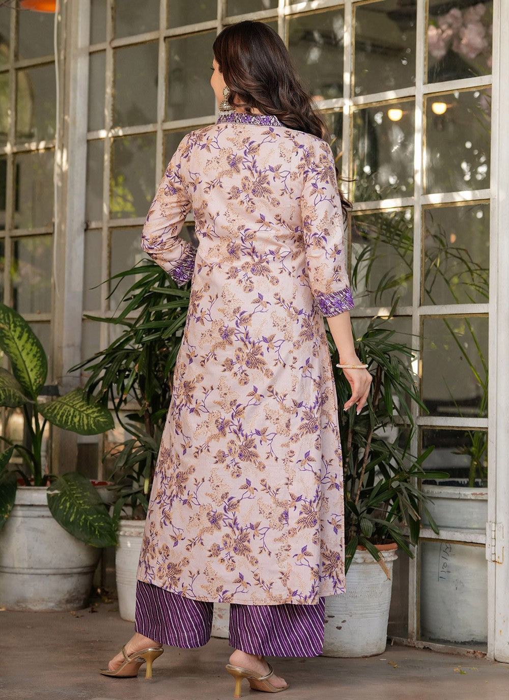 Printed Cotton Off White Salwar Suit T6099