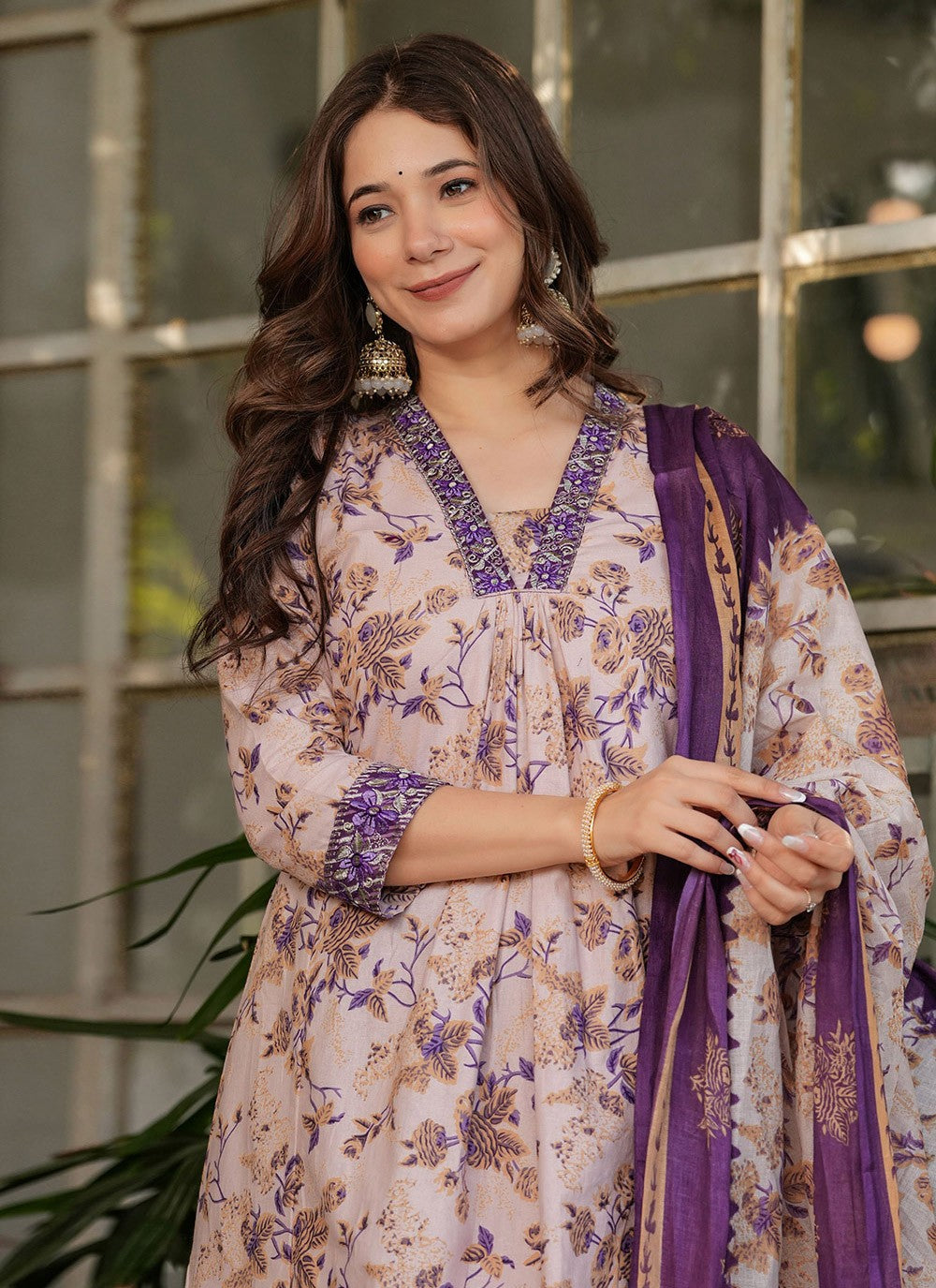 Printed Cotton Off White Salwar Suit T6099