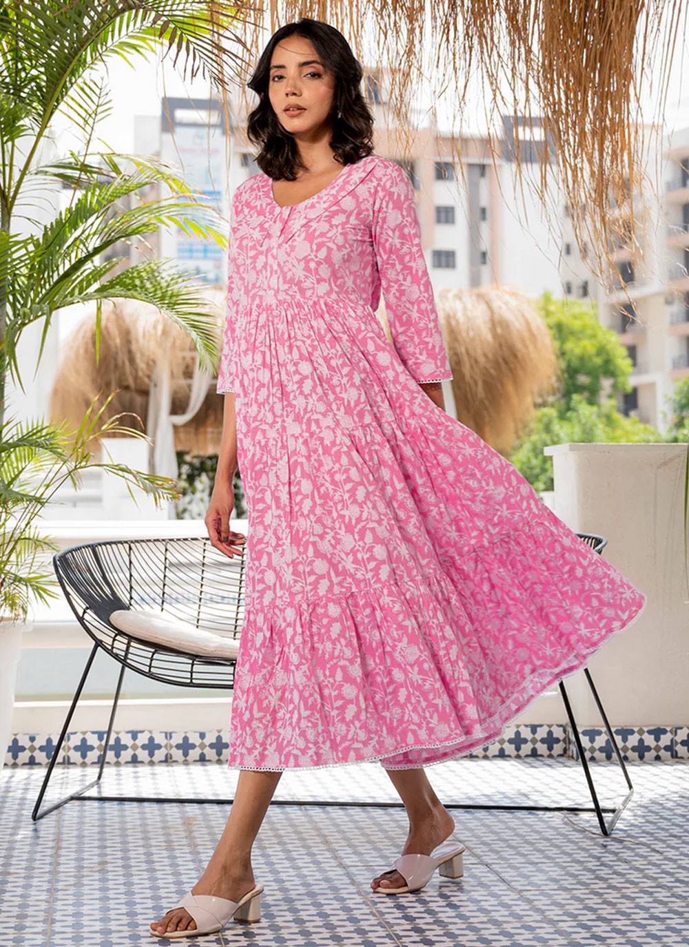 Floral Printed Cotton Pink Gown G1947