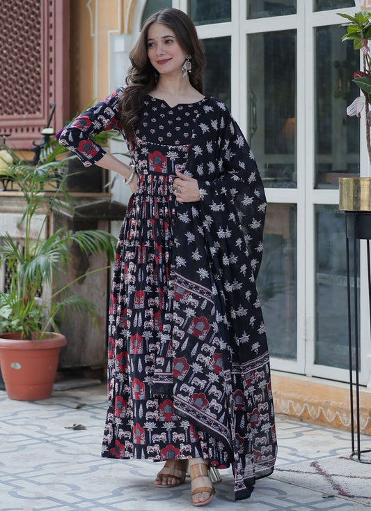 Printed Cotton Black Salwar Suit T6408