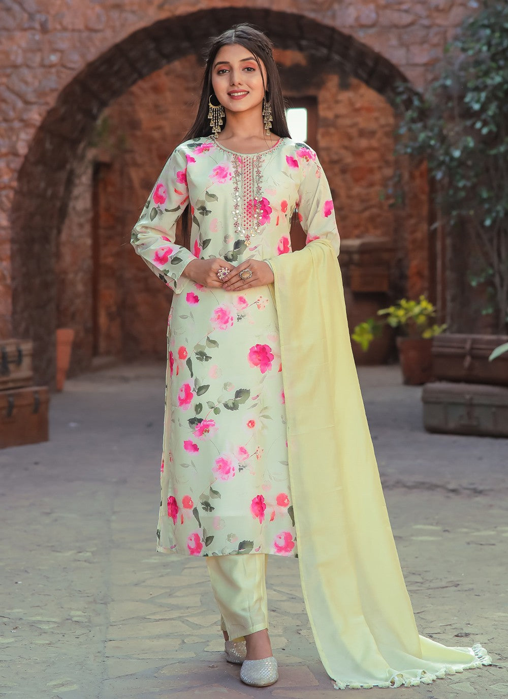Salwar Suit Embroidered Green Cotton T5080