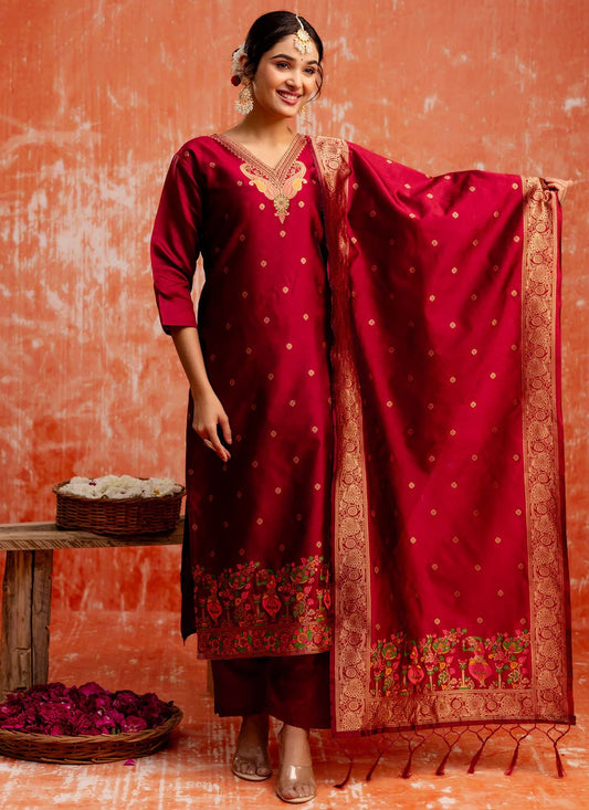 Jacquard Work Cotton Silk Maroon Salwar Suit T6149
