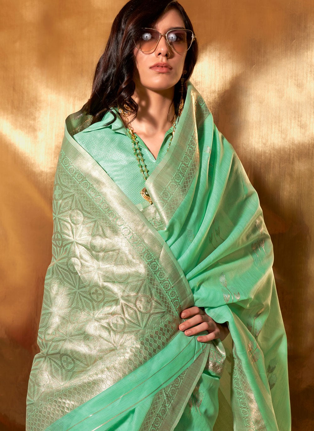 Classic Woven Cotton Saree - S6228