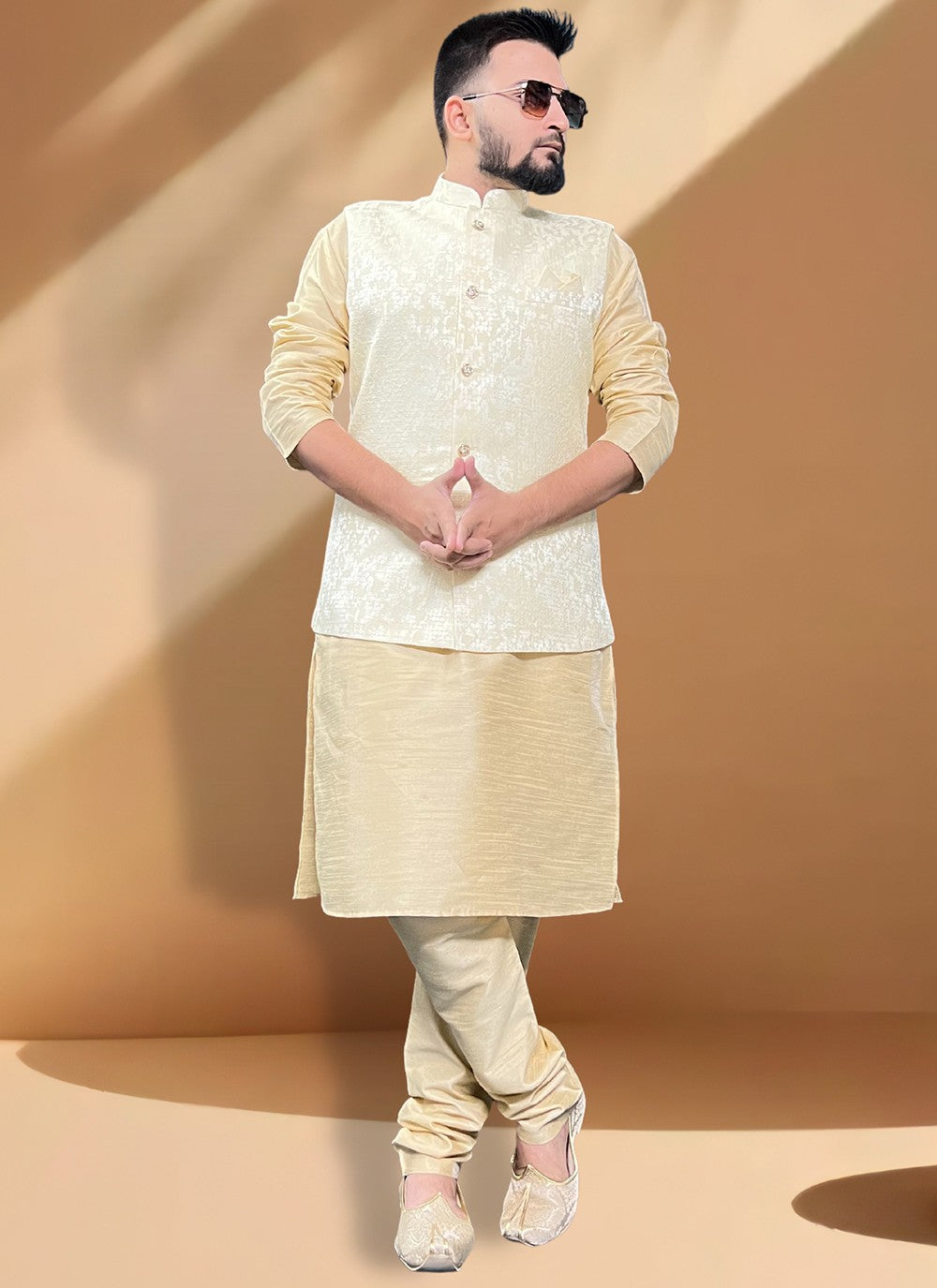 Woven Jacquard, Silk Cream, Gold Kurta Payjama With Jacket - M5418