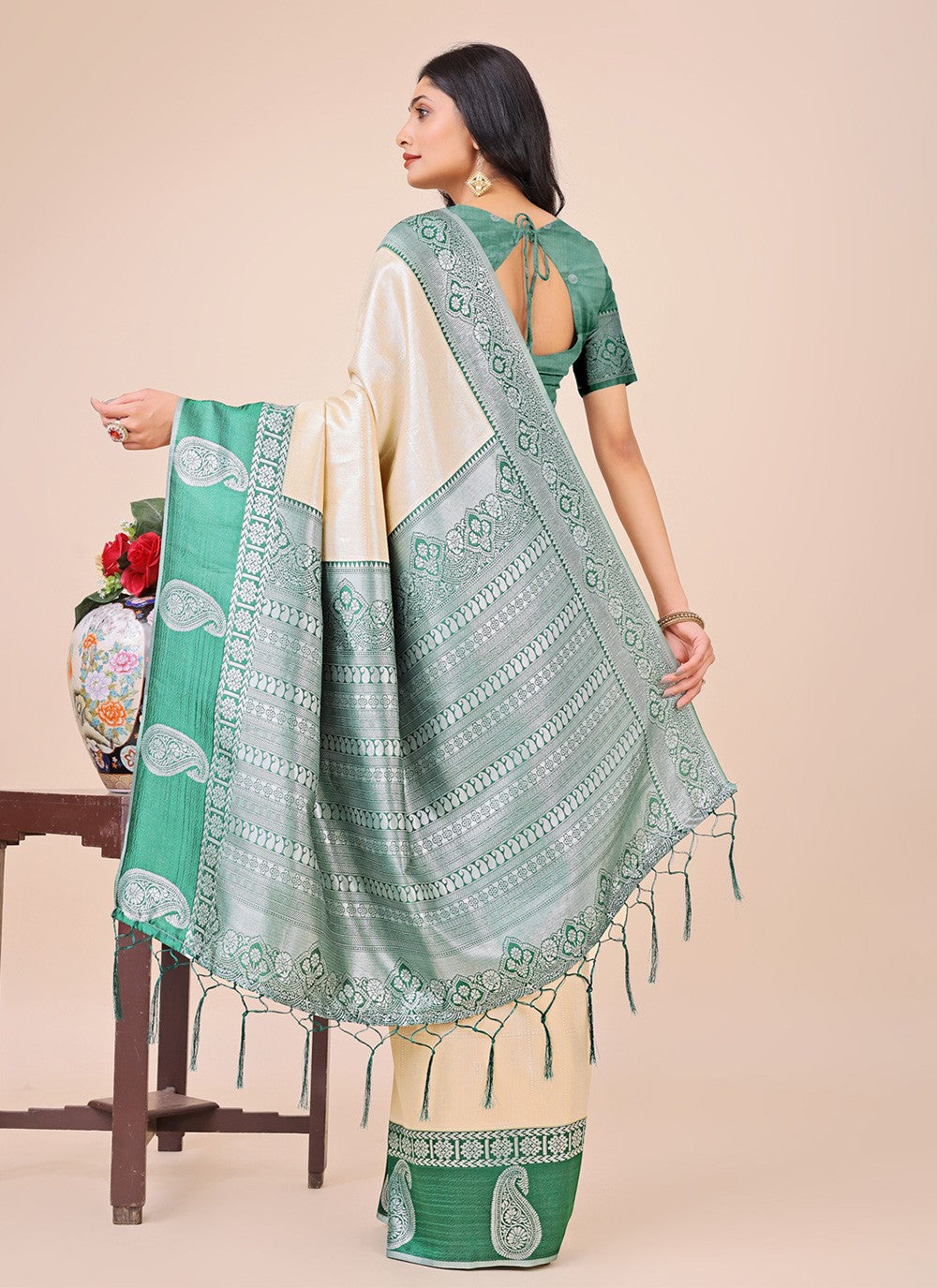 Woven Cotton Cream Trendy Saree S15178