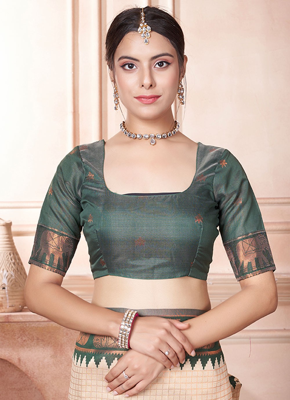 Contemporary Woven Kanjivaram Silk Saree - S6426