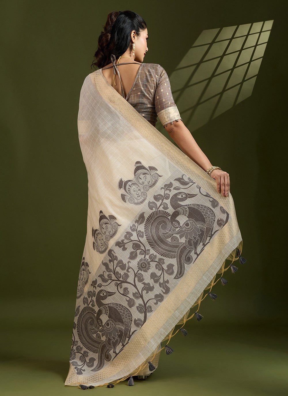Cream Cotton Trendy Saree Border Work, Weaving Zari S17316