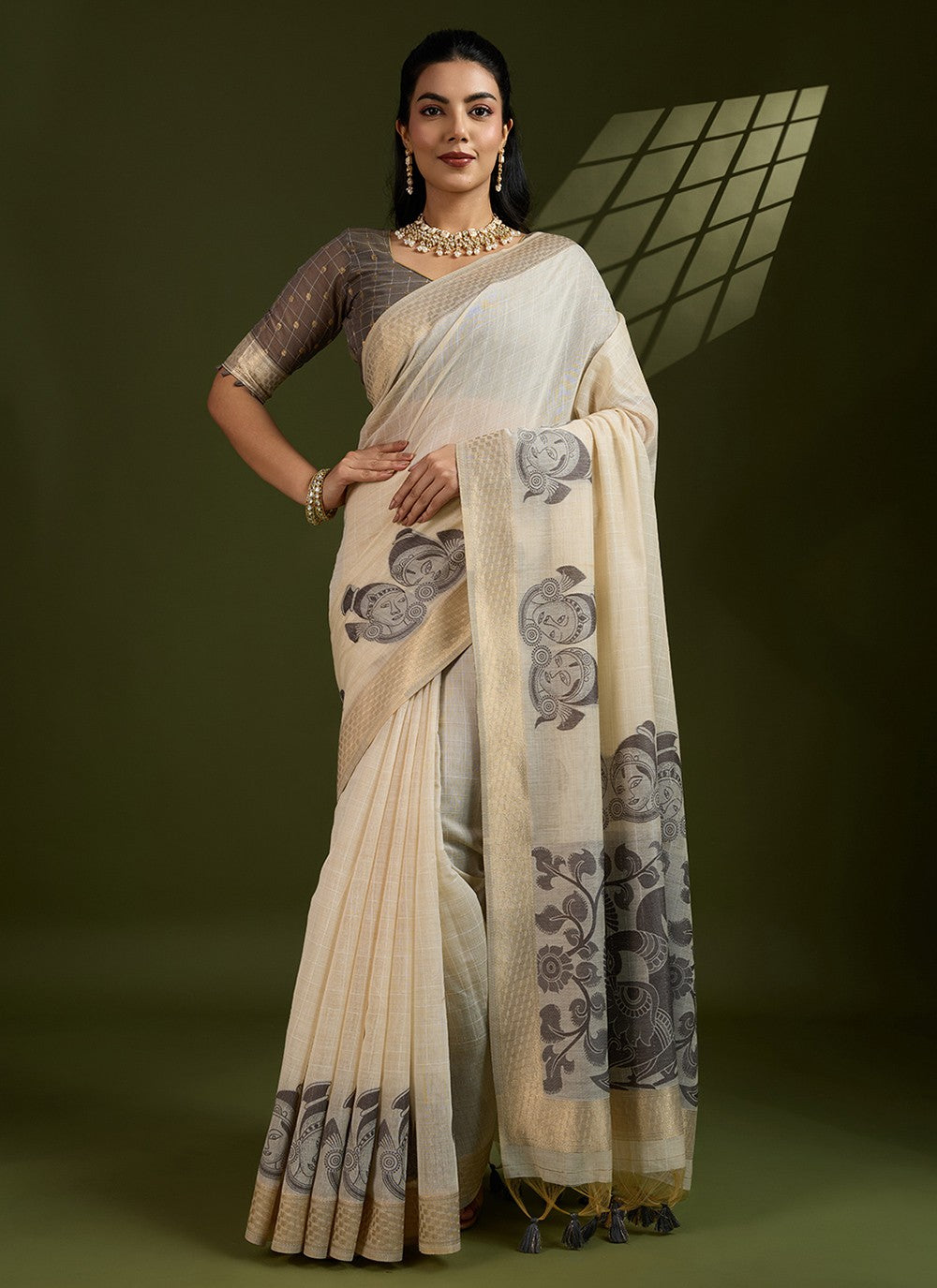 Cream Cotton Trendy Saree Border Work, Weaving Zari S17316